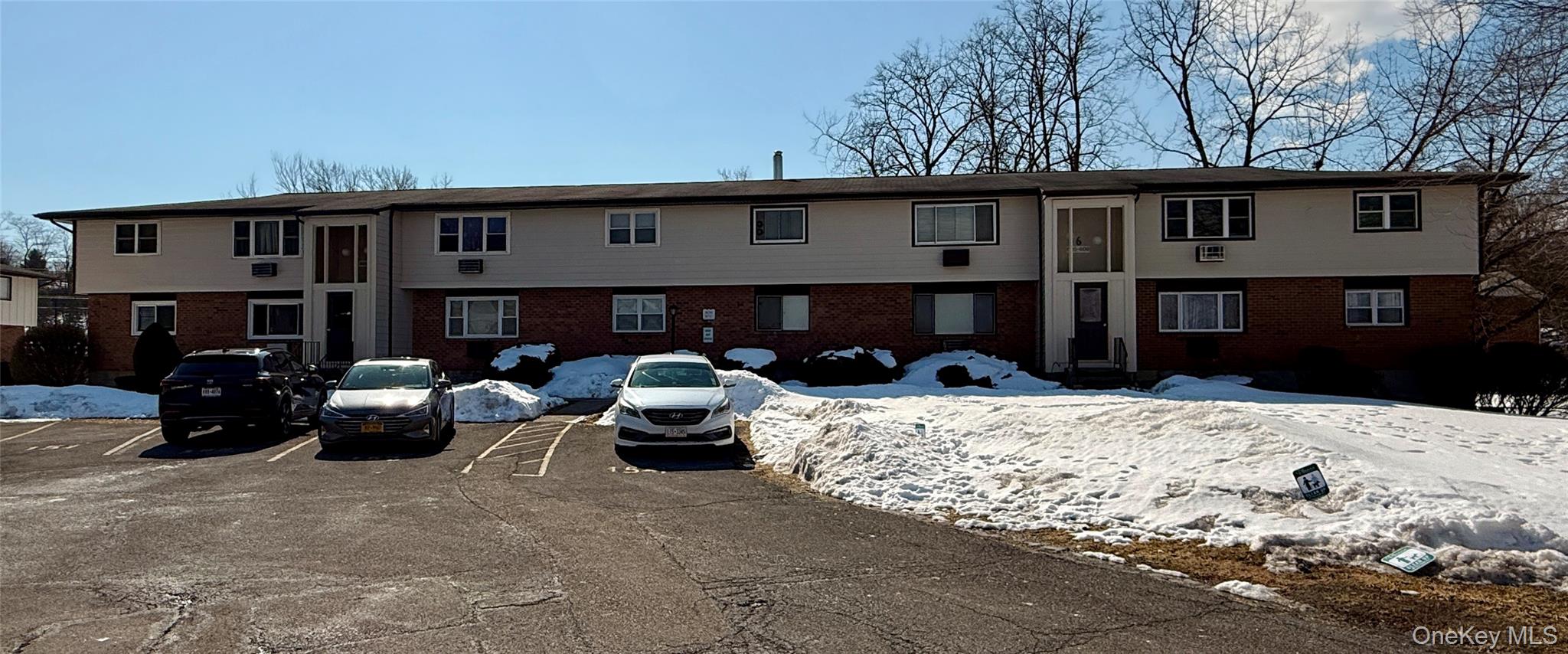 606 Parr Meadow Drive # 6F, Newburgh, NY 12550