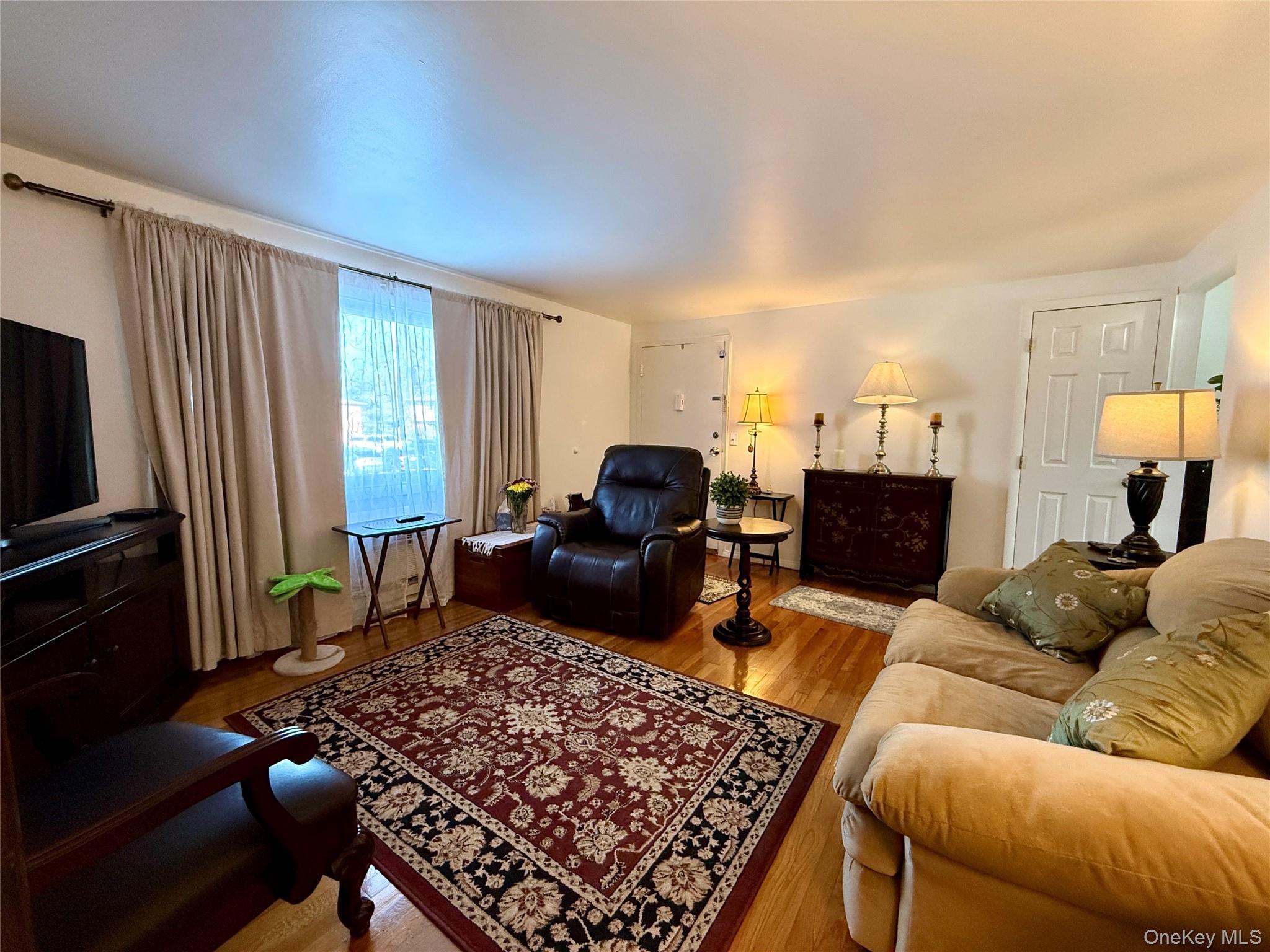 606 Parr Meadow Drive # 6F, Newburgh, NY 12550