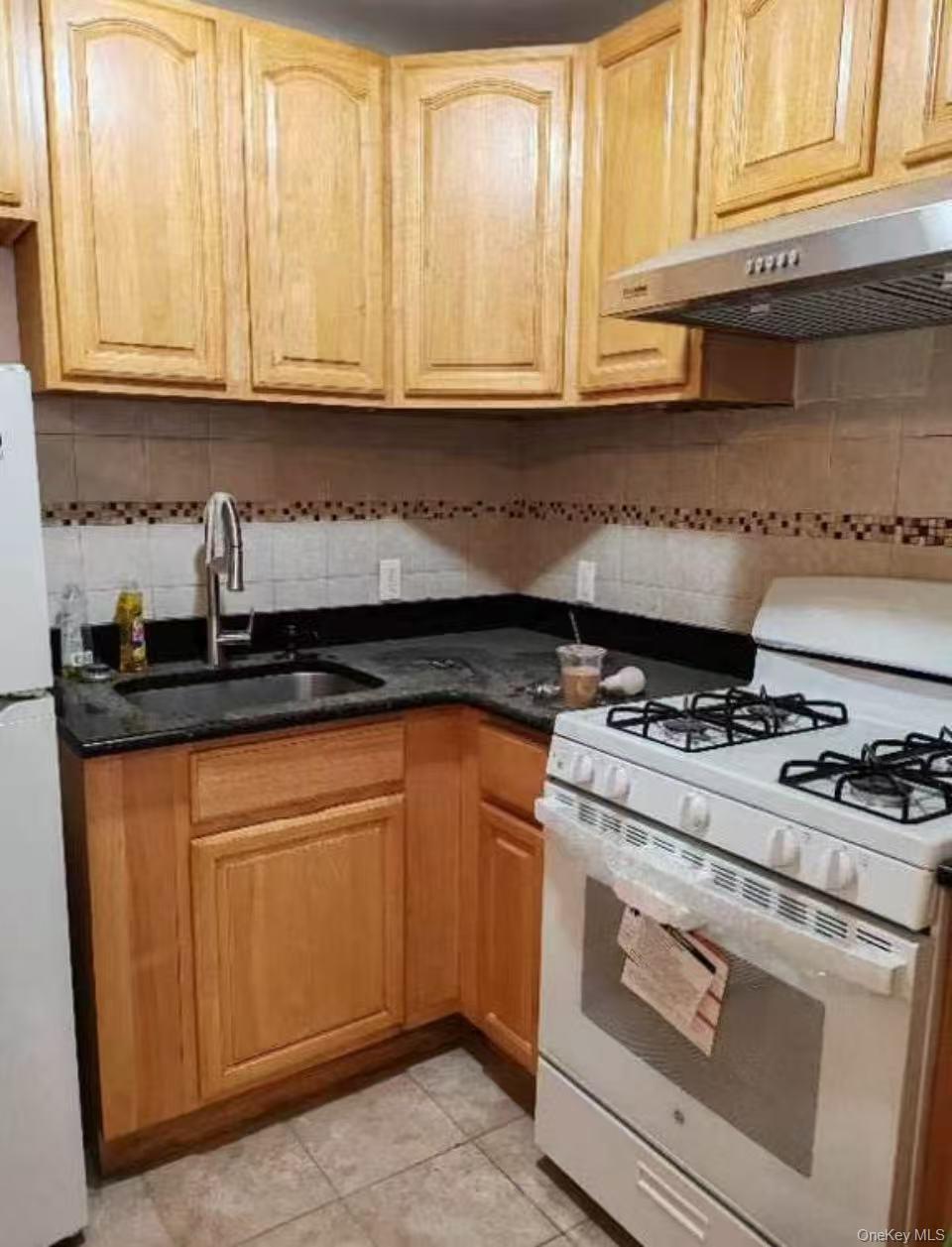 4077 Denman Street, Elmhurst, NY 11373