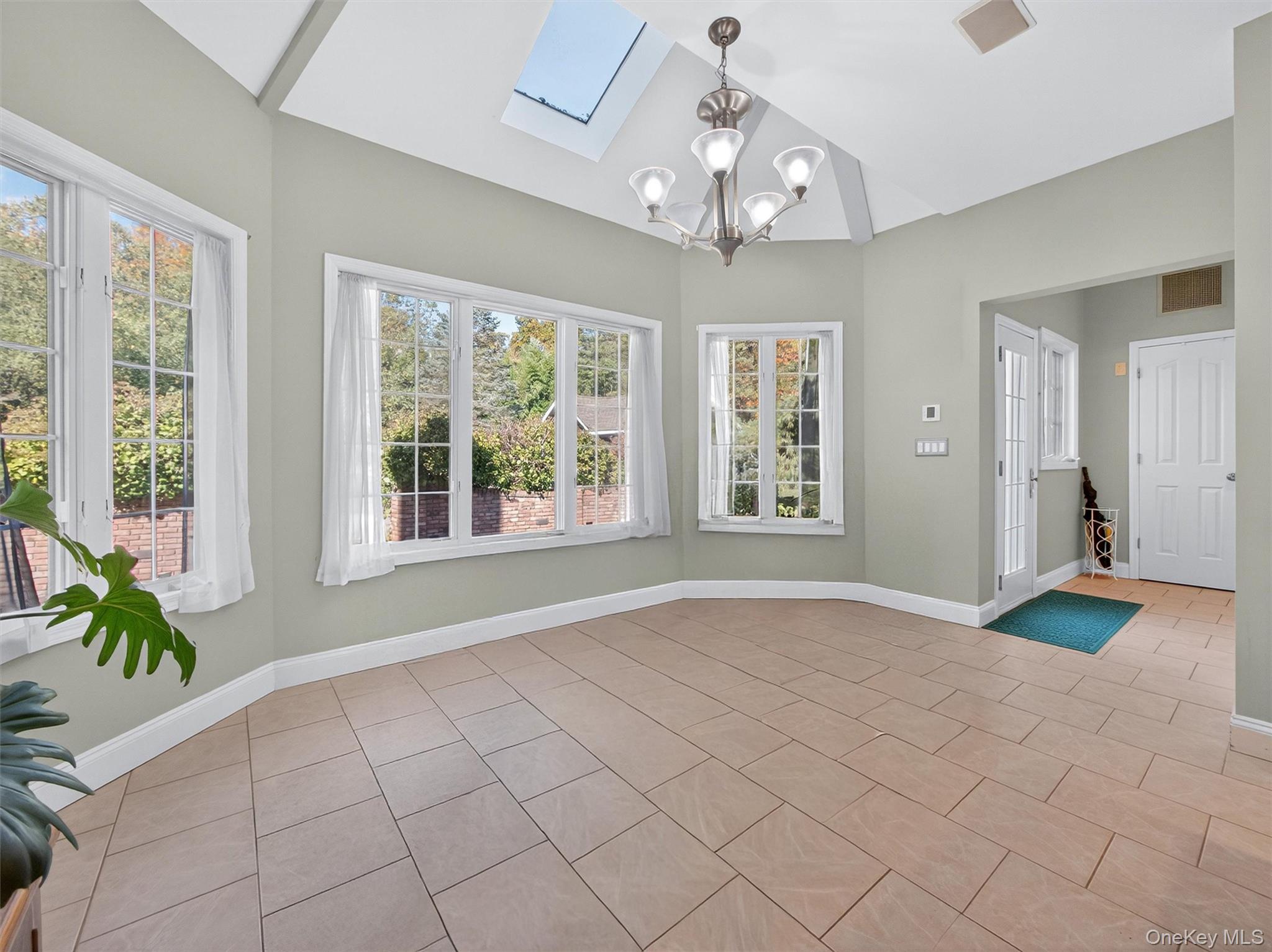 3 Cutler Court, Suffern, NY 10901