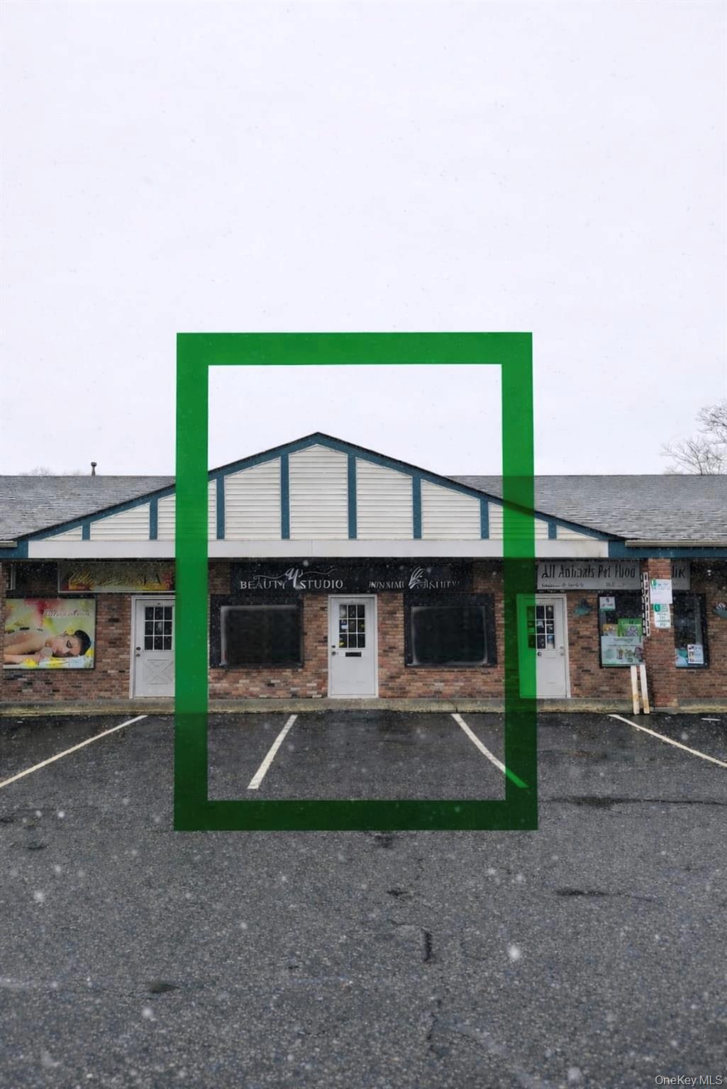 117 W Main Street, East Islip, NY 11730