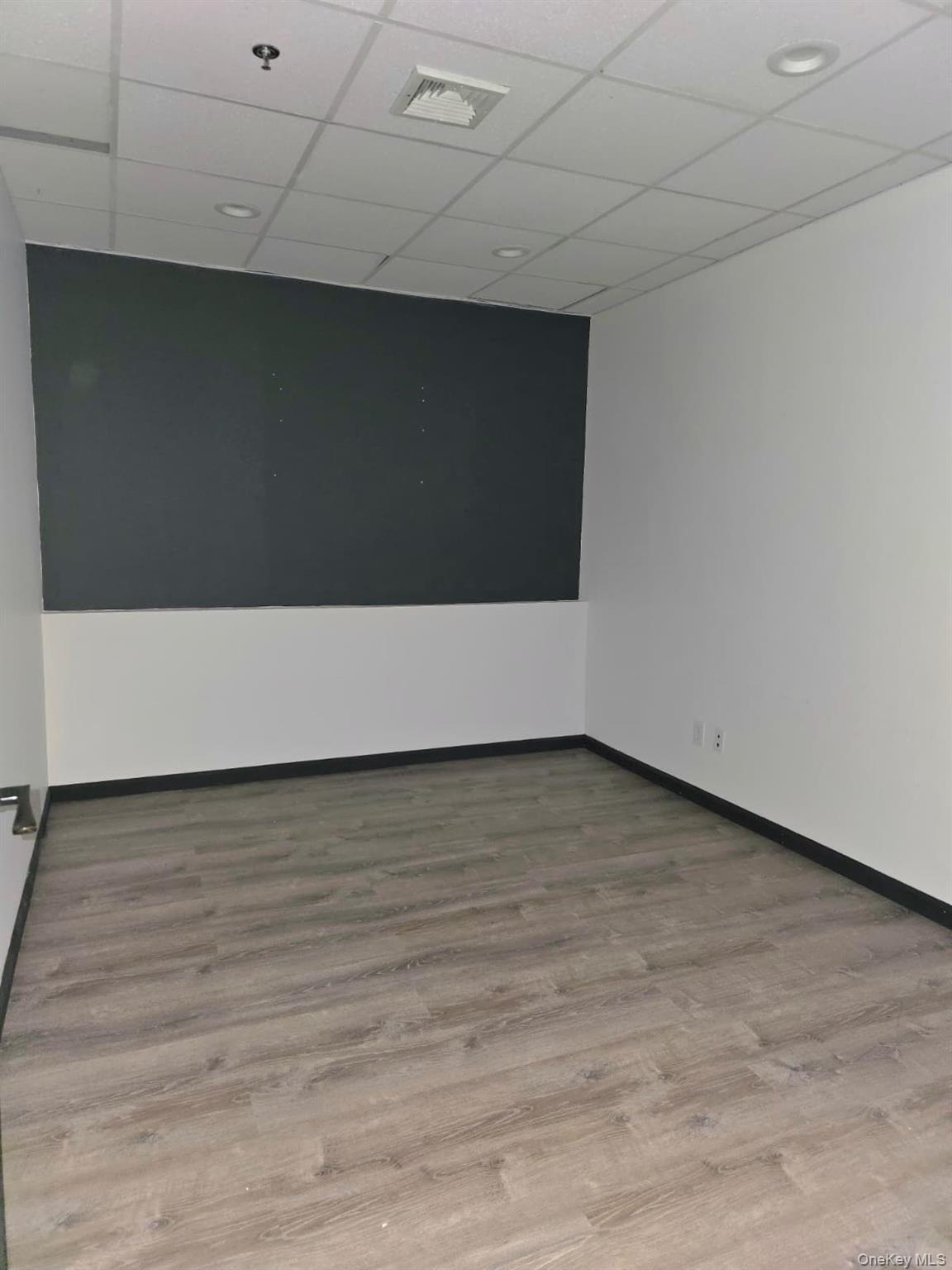 117 W Main Street, East Islip, NY 11730