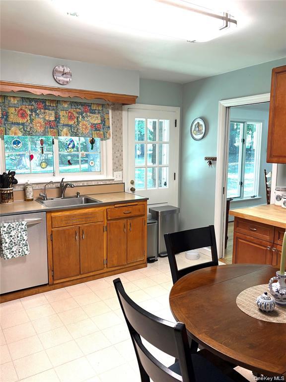 10 LINDA Drive, Montebello, NY 10901