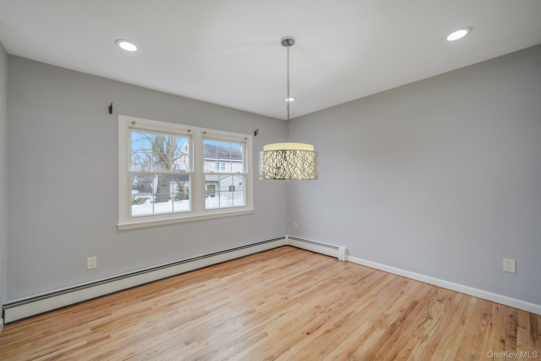 92 Hawthorne Road, Kings Park, NY 11754