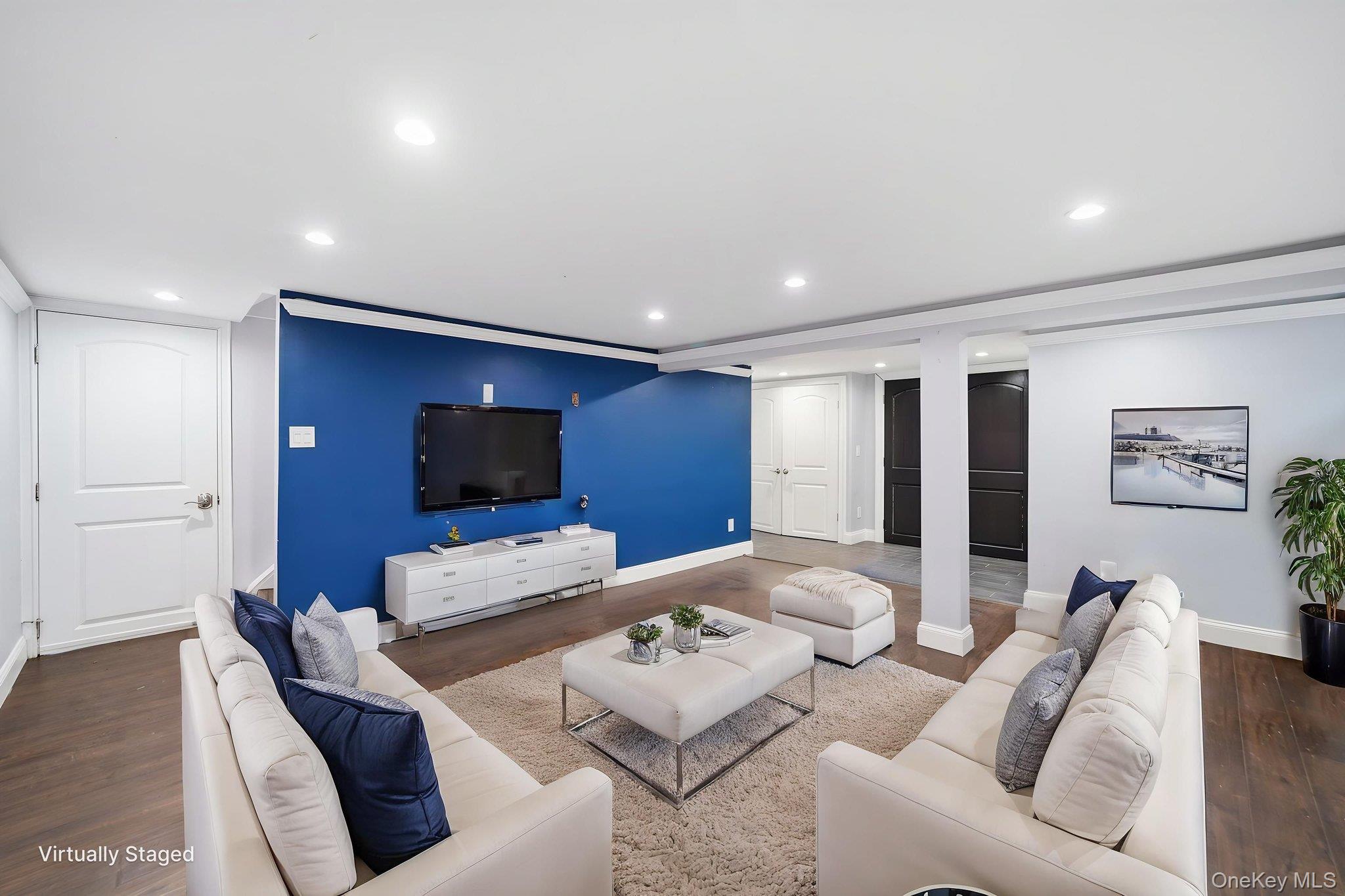 92 Hawthorne Road, Kings Park, NY 11754