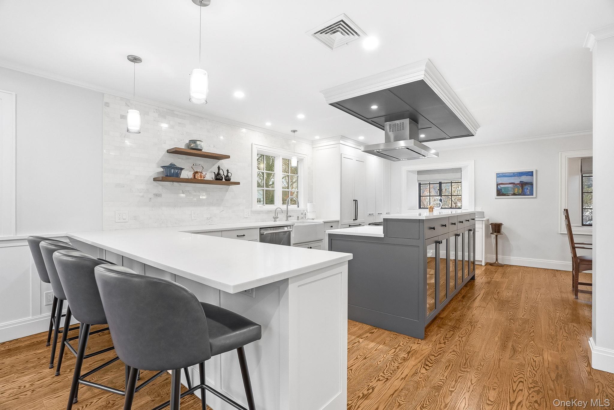 65 Howell Avenue, Larchmont, NY 10538