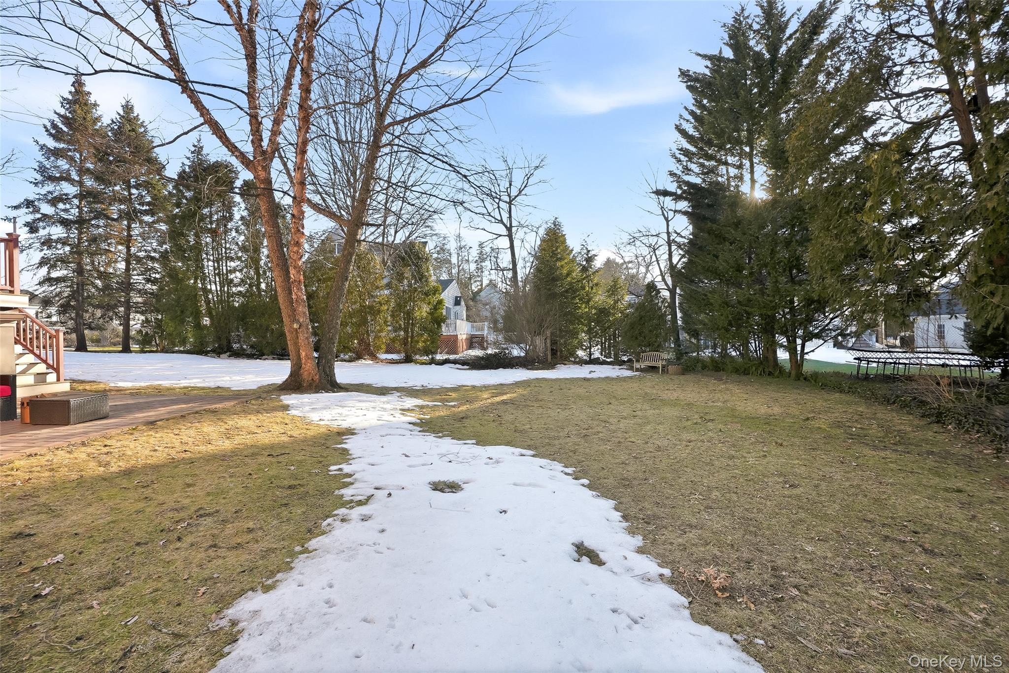 65 Howell Avenue, Larchmont, NY 10538