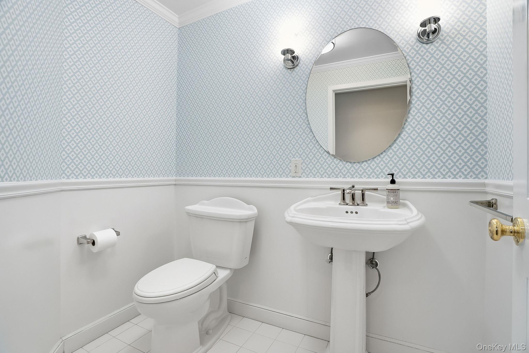 65 Howell Avenue, Larchmont, NY 10538