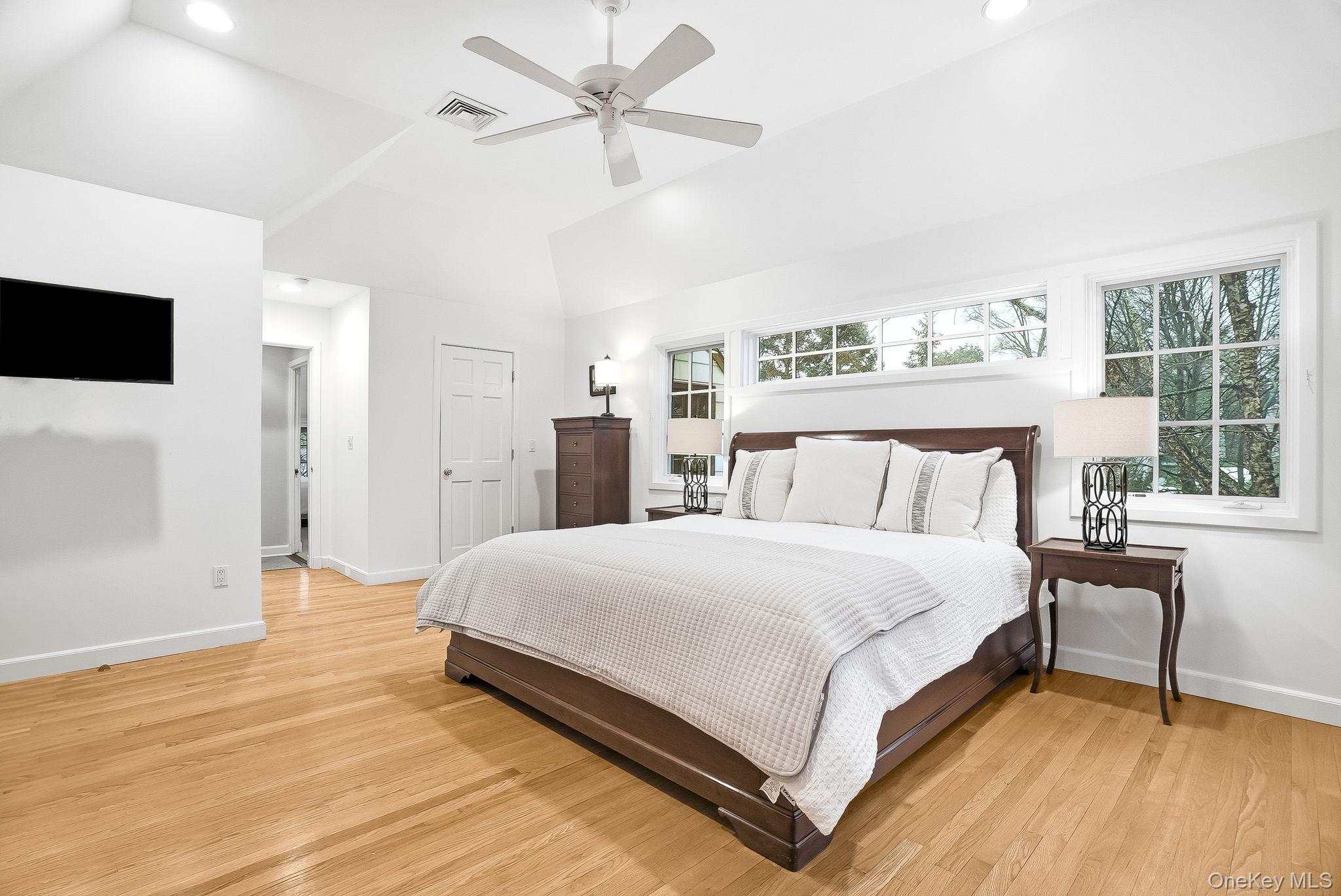 65 Howell Avenue, Larchmont, NY 10538