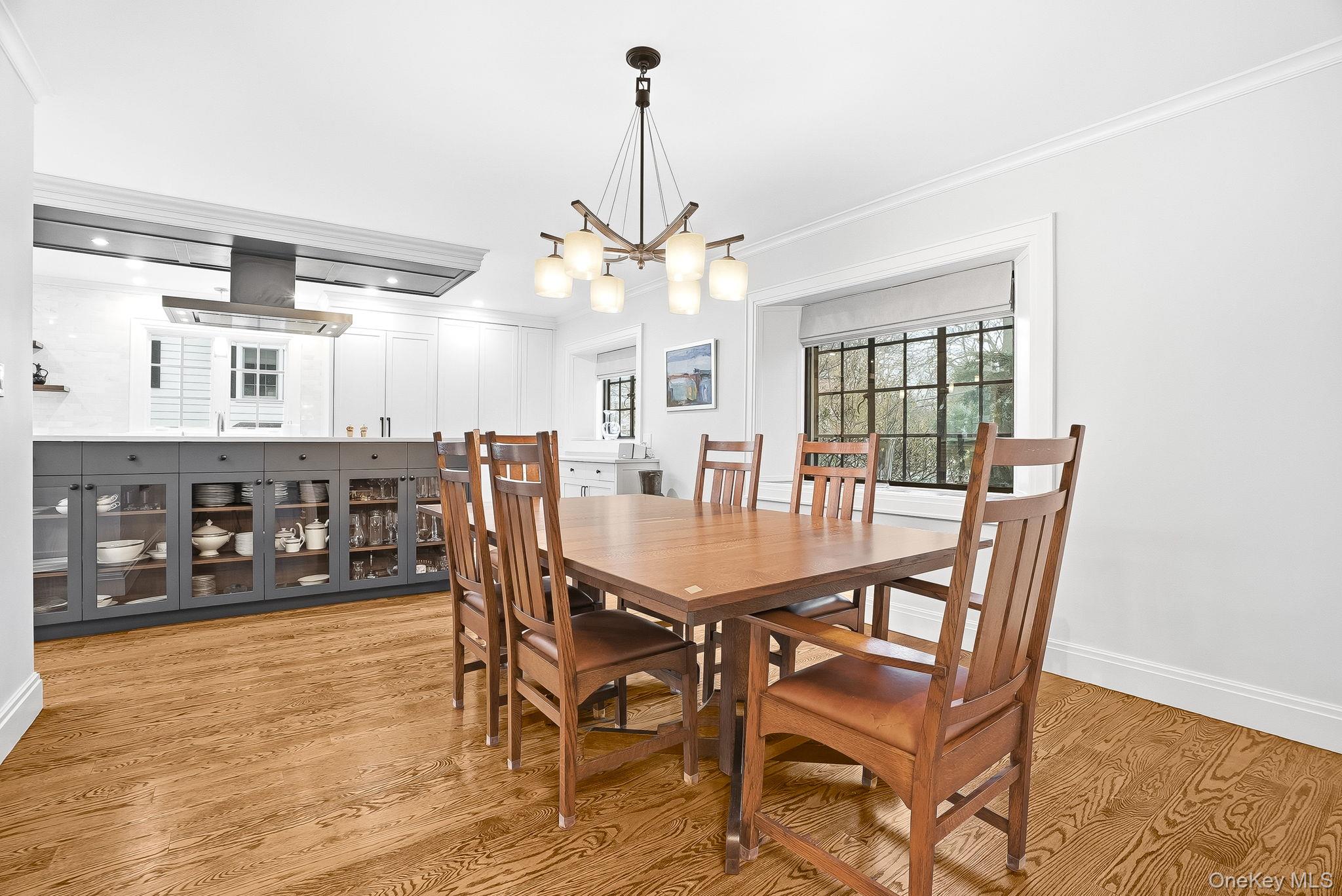 65 Howell Avenue, Larchmont, NY 10538