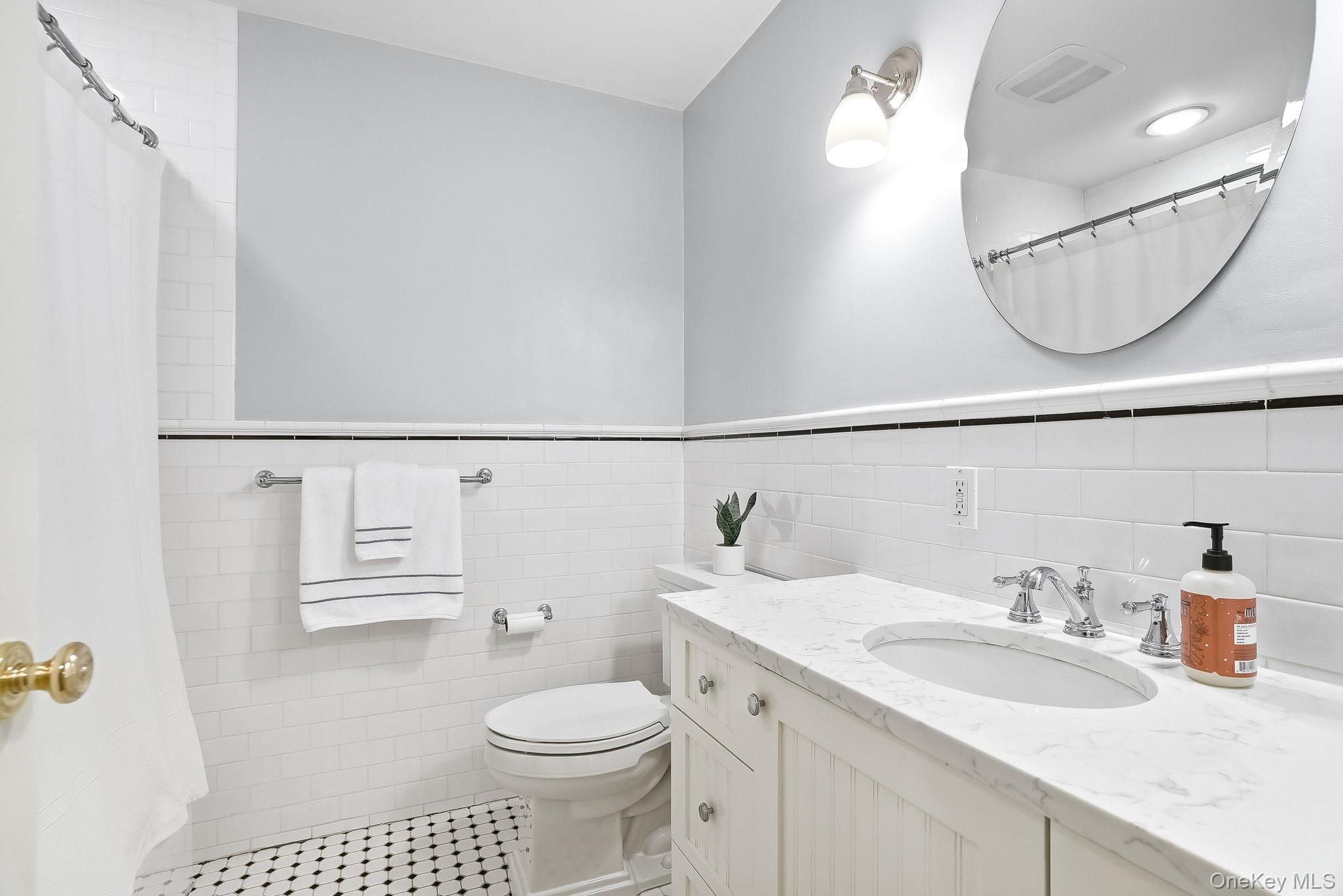 65 Howell Avenue, Larchmont, NY 10538