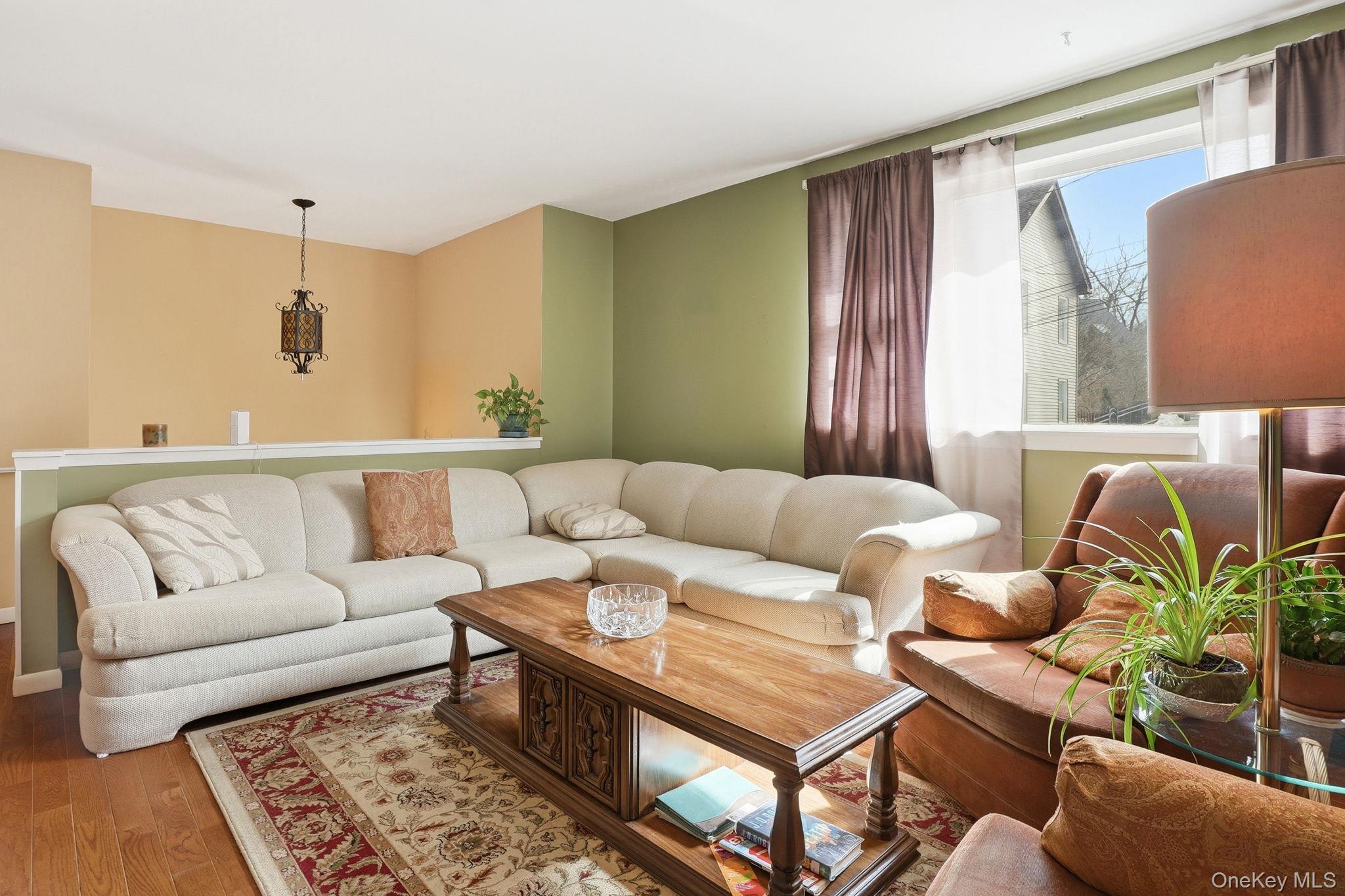 12 North Street, Montrose, NY 10548