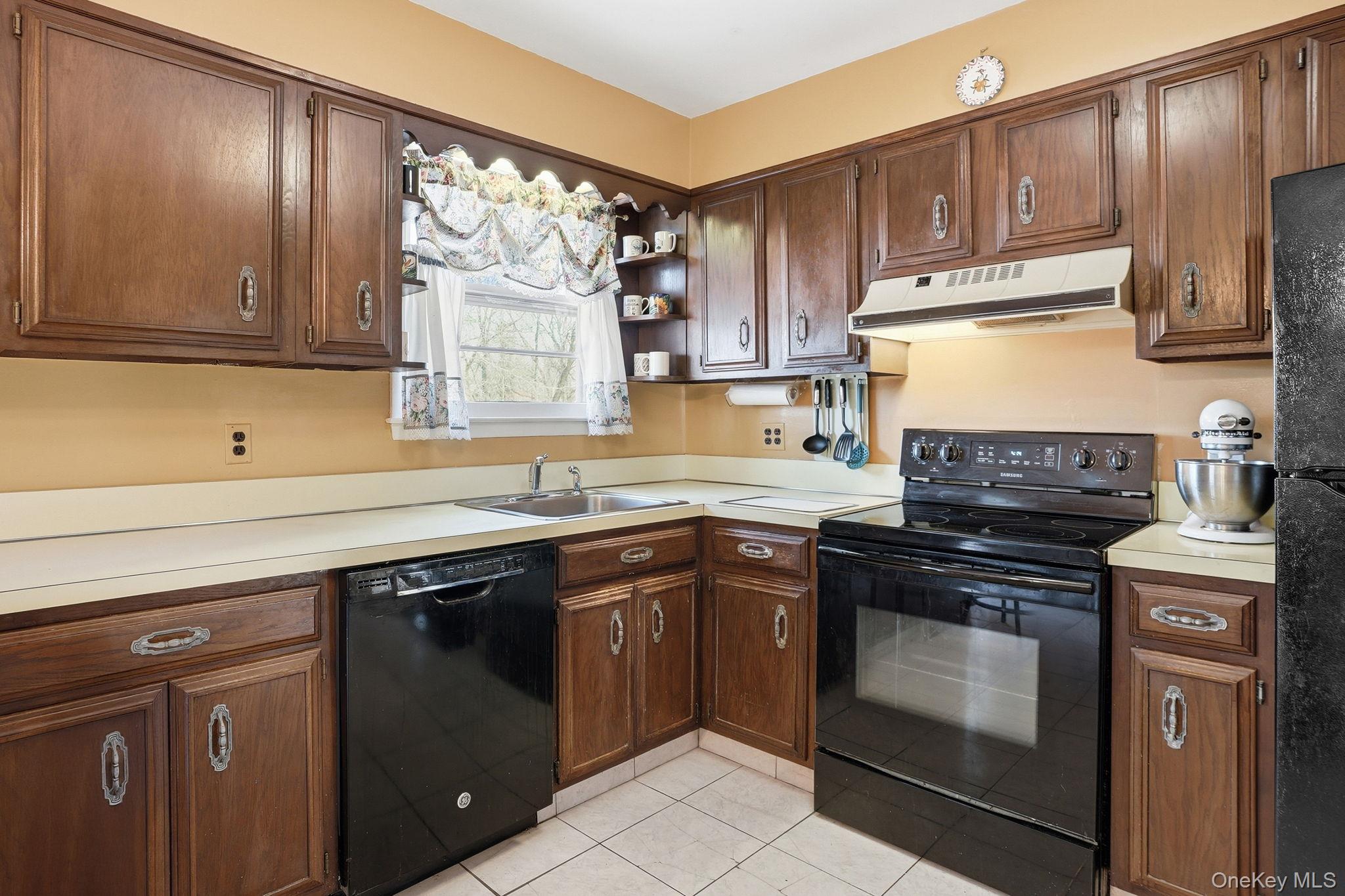 12 North Street, Montrose, NY 10548