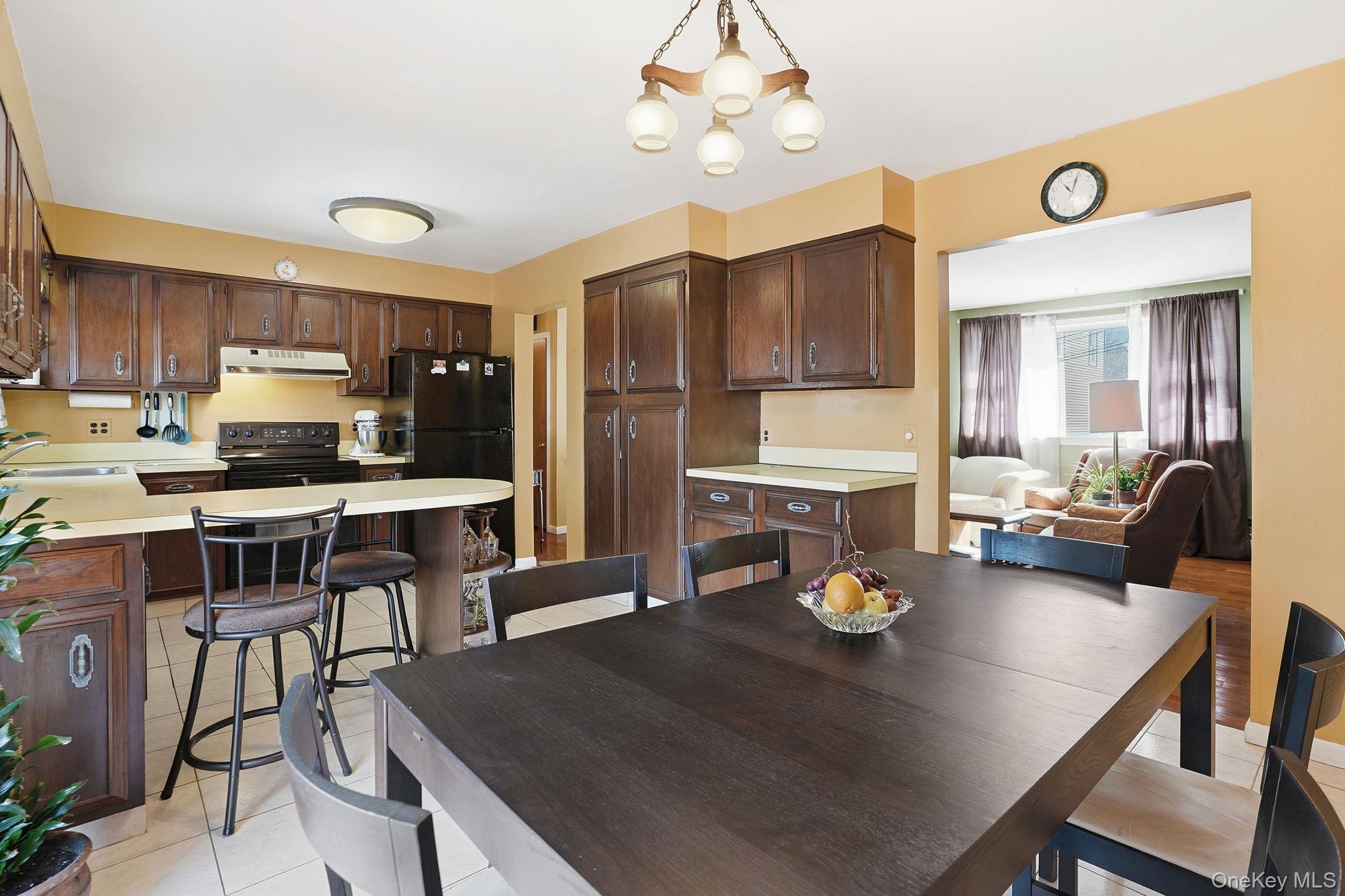 12 North Street, Montrose, NY 10548