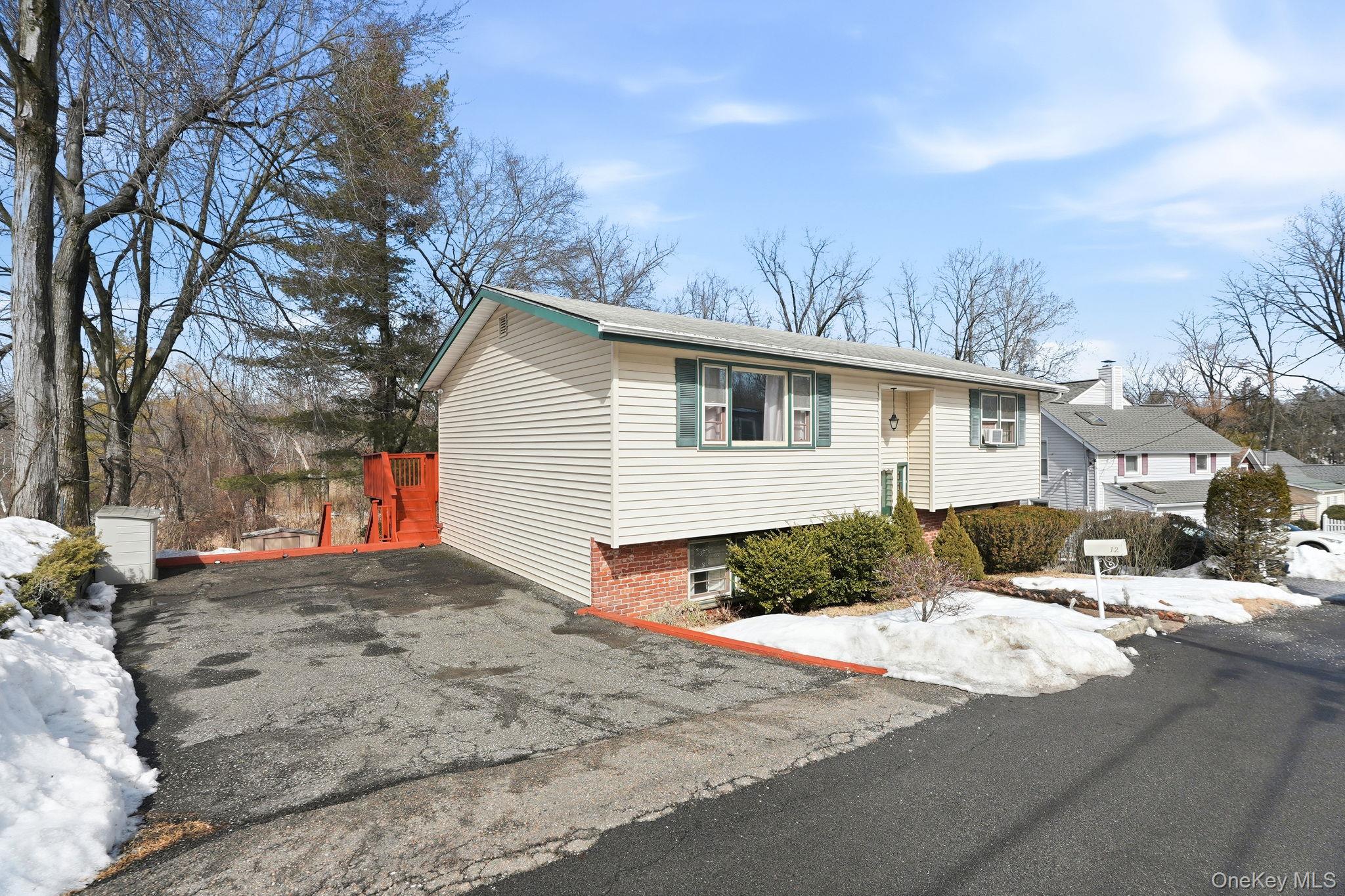 12 North Street, Montrose, NY 10548