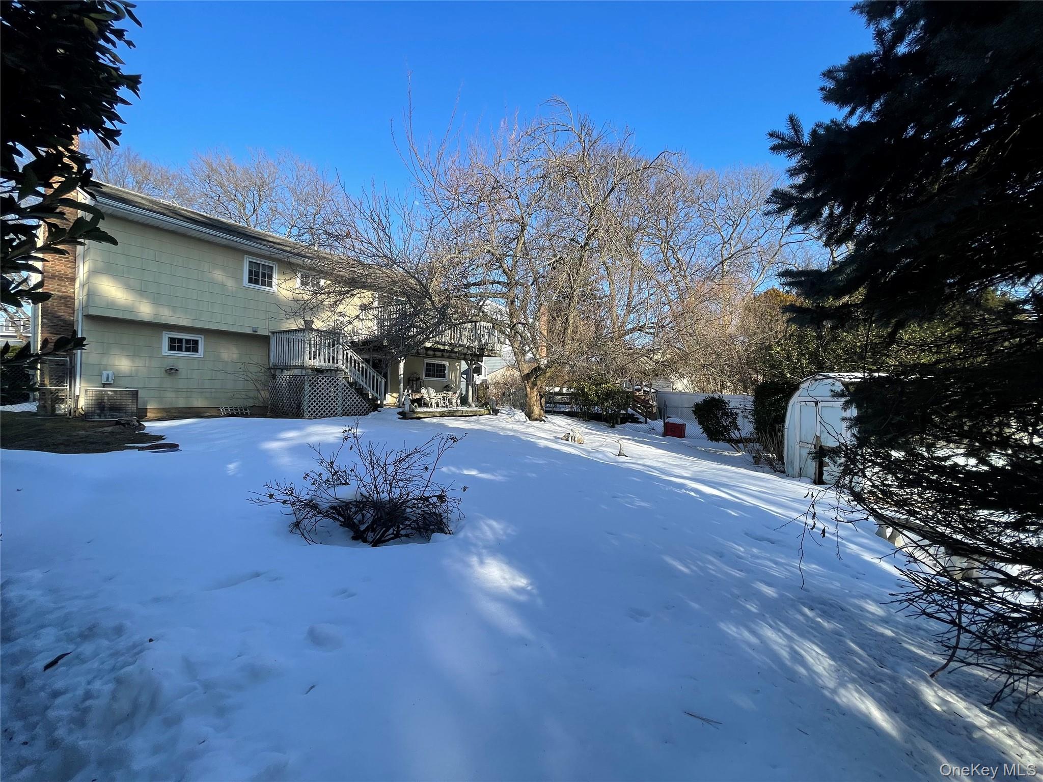 840 Robin Court, Baldwin, NY 11510