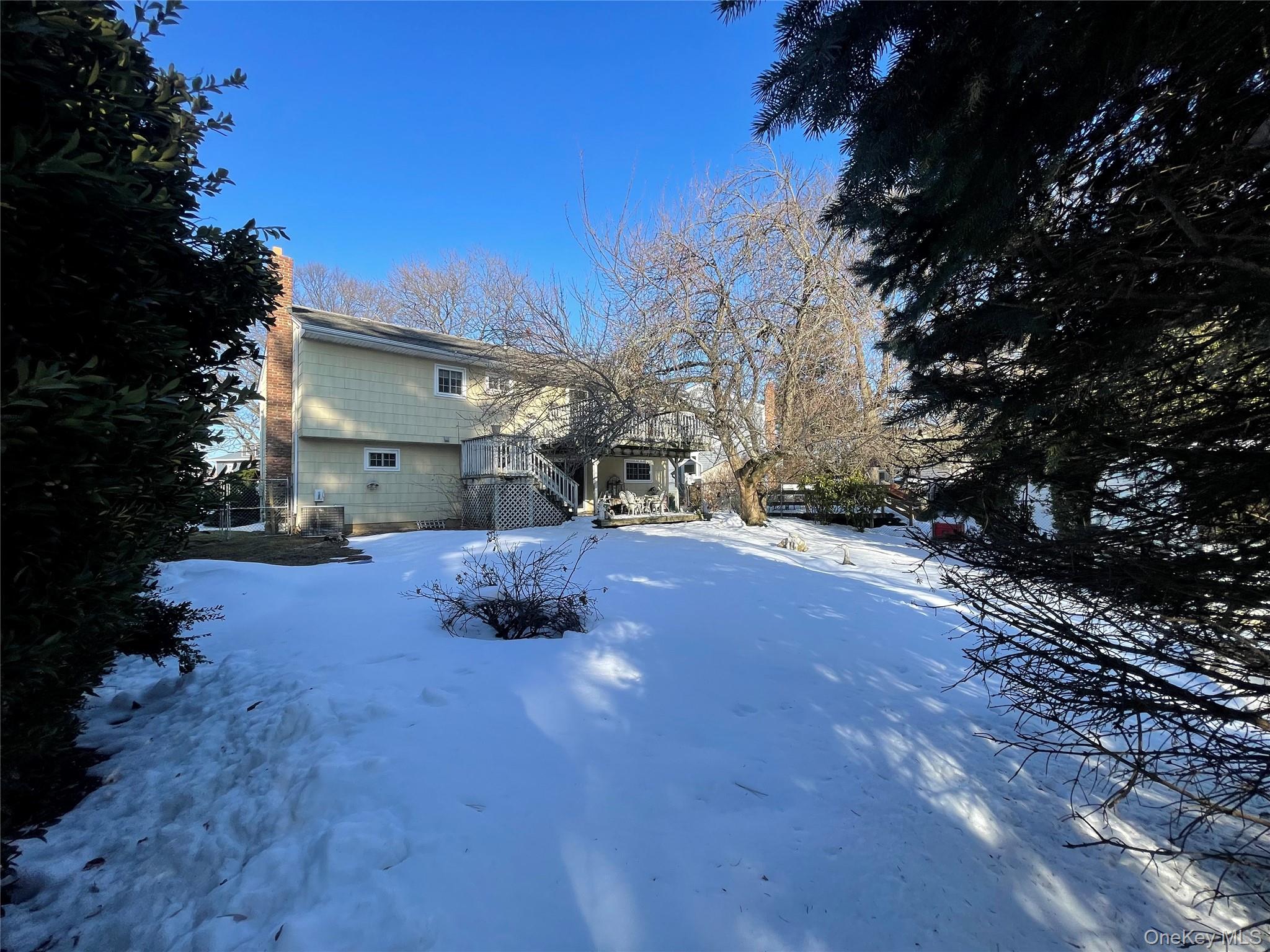 840 Robin Court, Baldwin, NY 11510