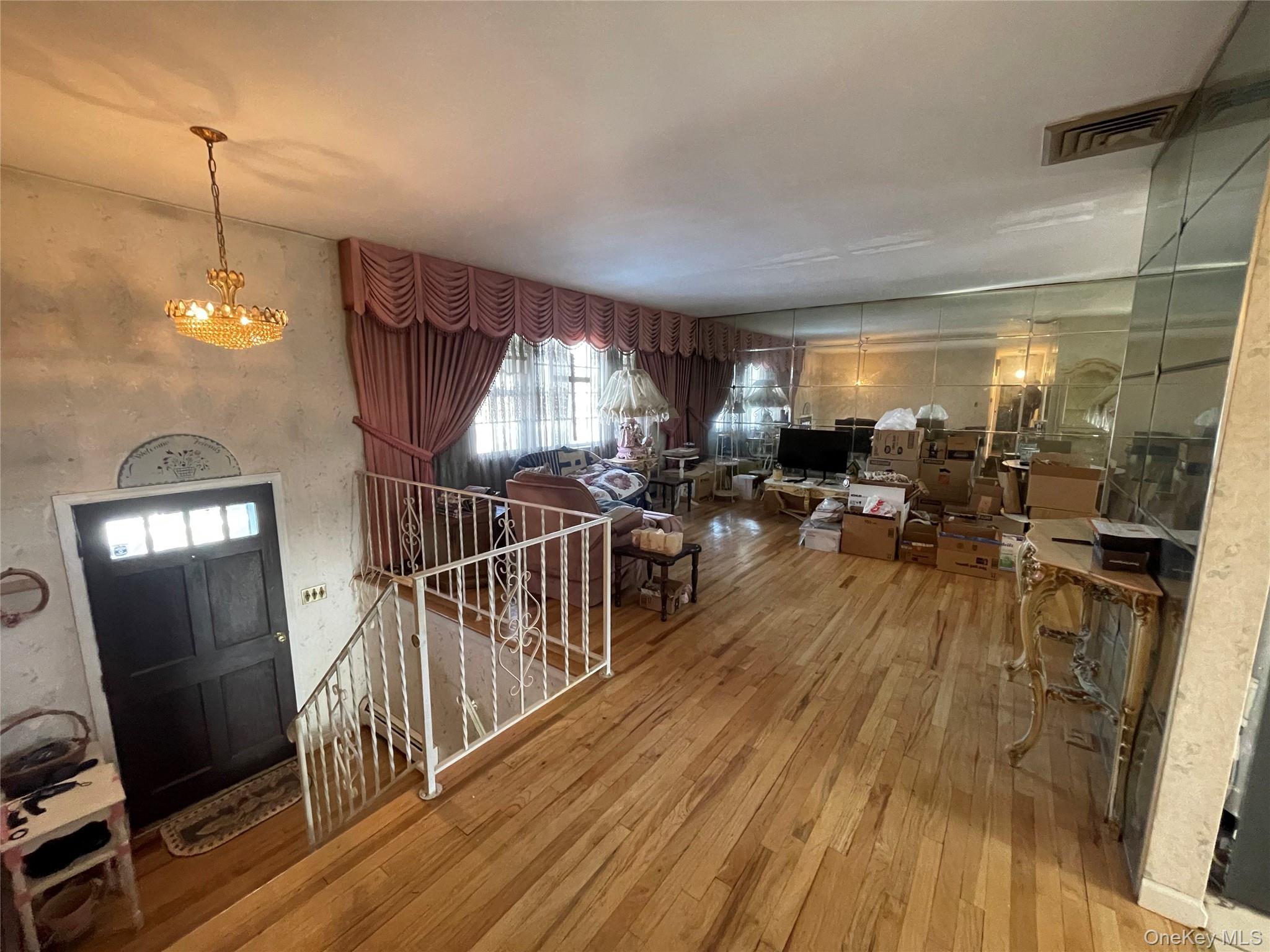 840 Robin Court, Baldwin, NY 11510