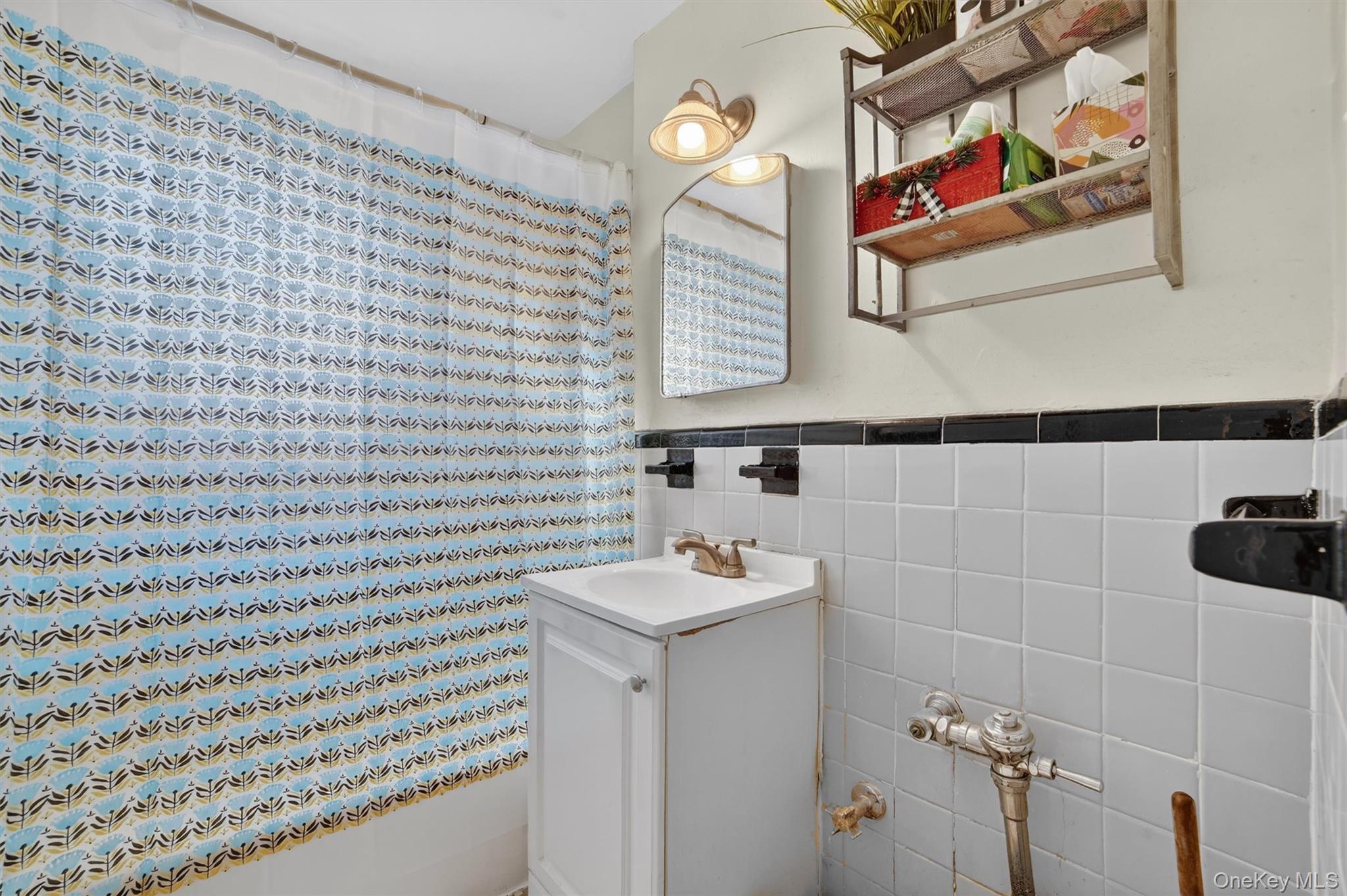 2 Fisher Drive # 318, Mount Vernon, NY 10552