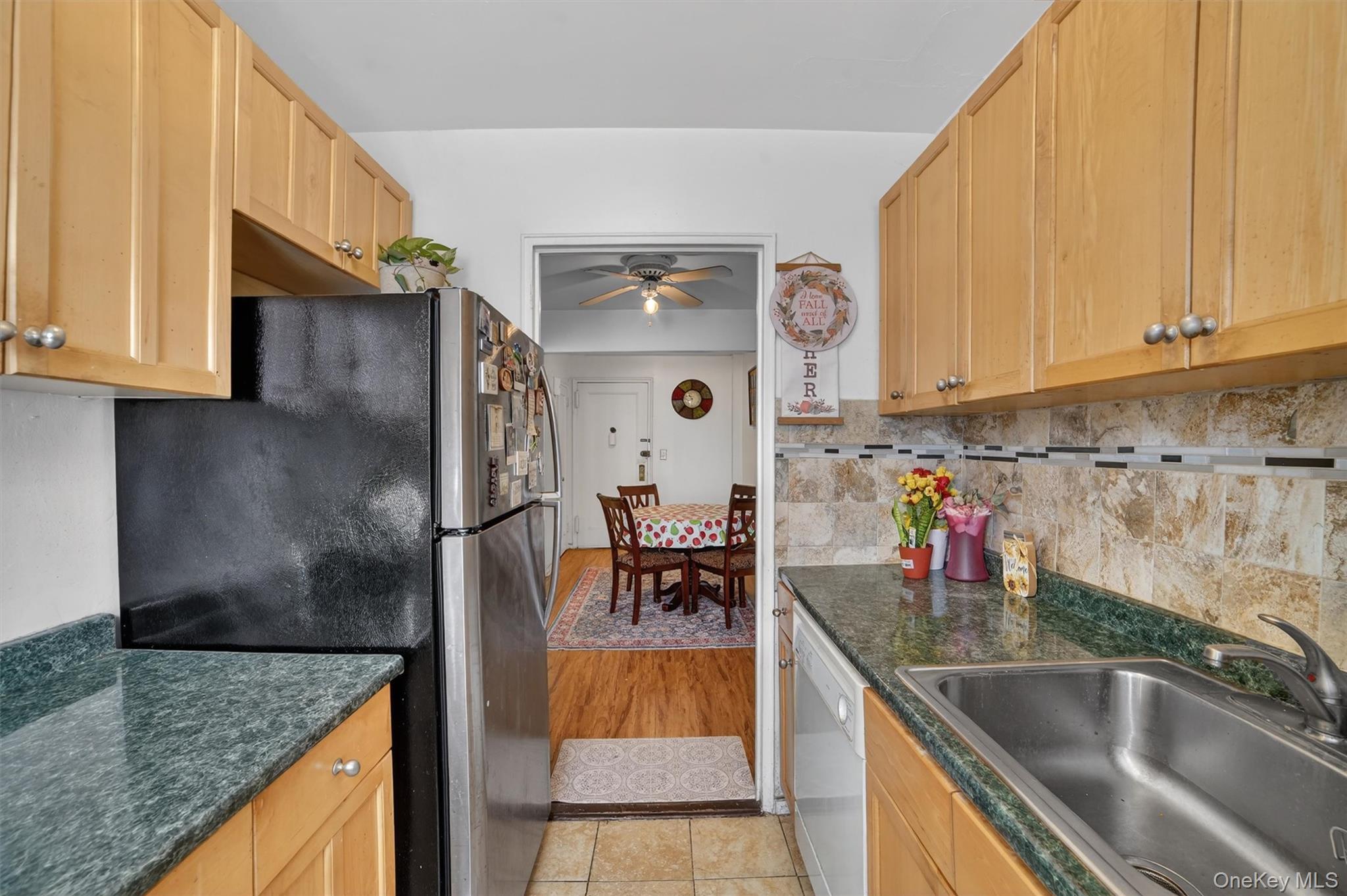 2 Fisher Drive # 318, Mount Vernon, NY 10552