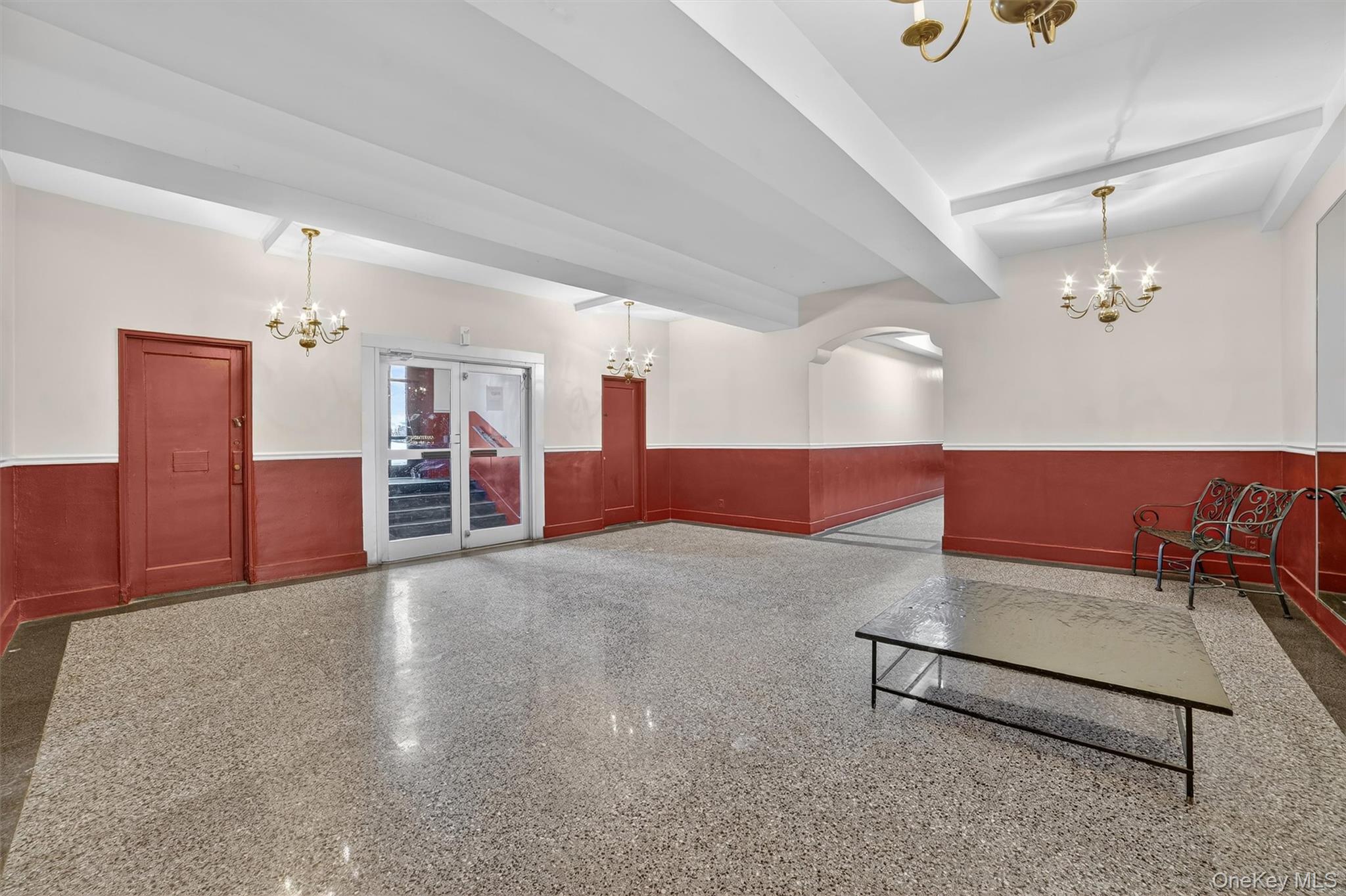 2 Fisher Drive # 318, Mount Vernon, NY 10552