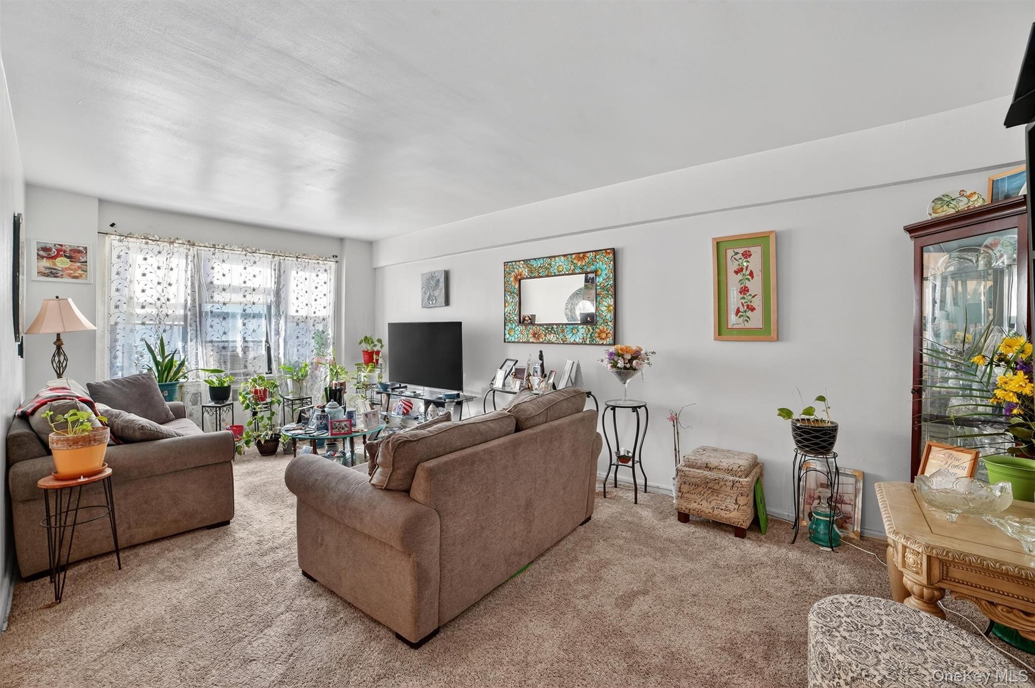 2 Fisher Drive # 318, Mount Vernon, NY 10552