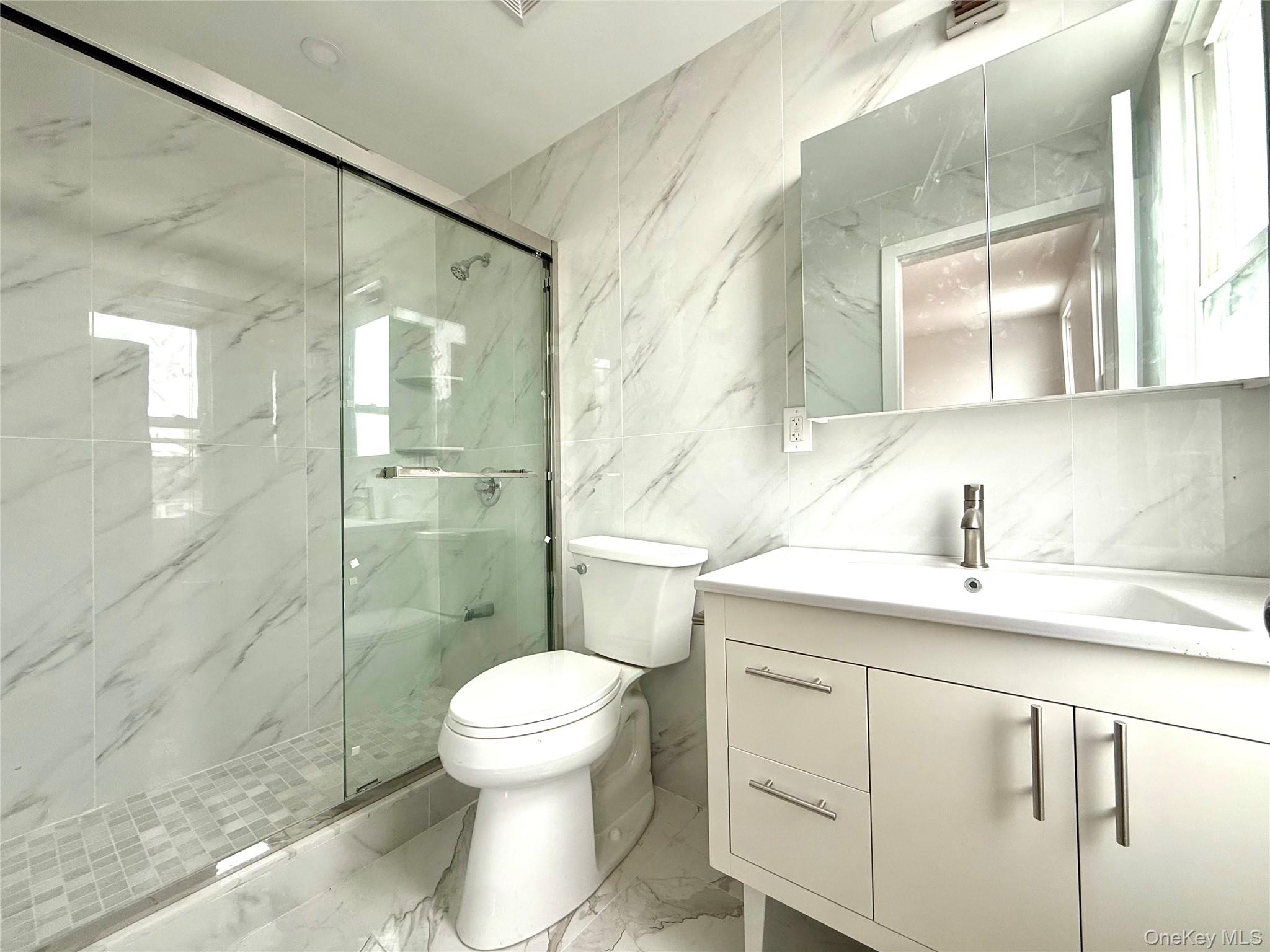 6734 52nd Avenue, Maspeth, NY 11378