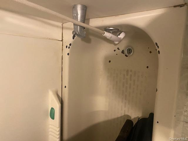 18 Windus Drive, Shirley, NY 11967