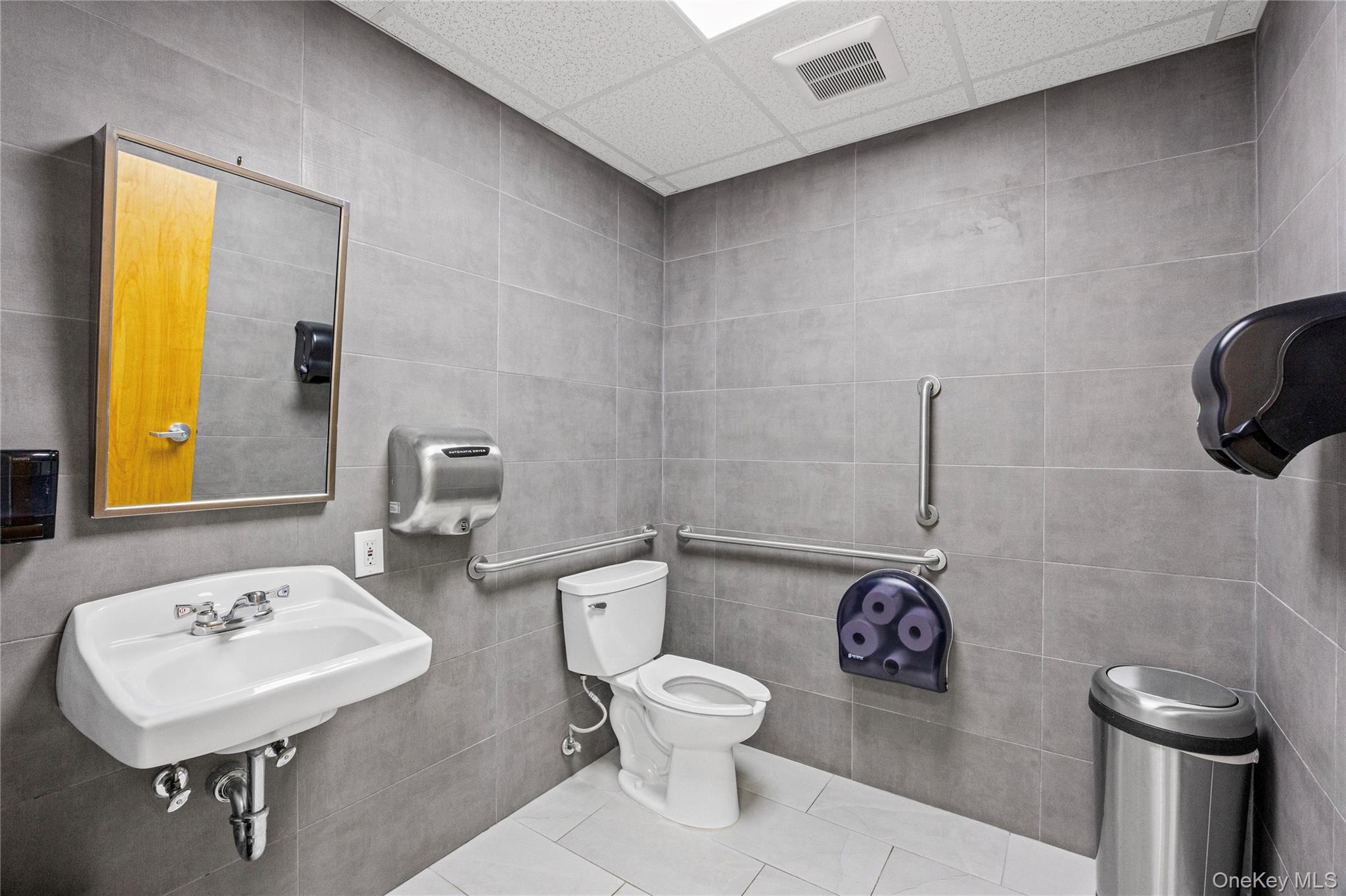 Franklin Square, NY 11010