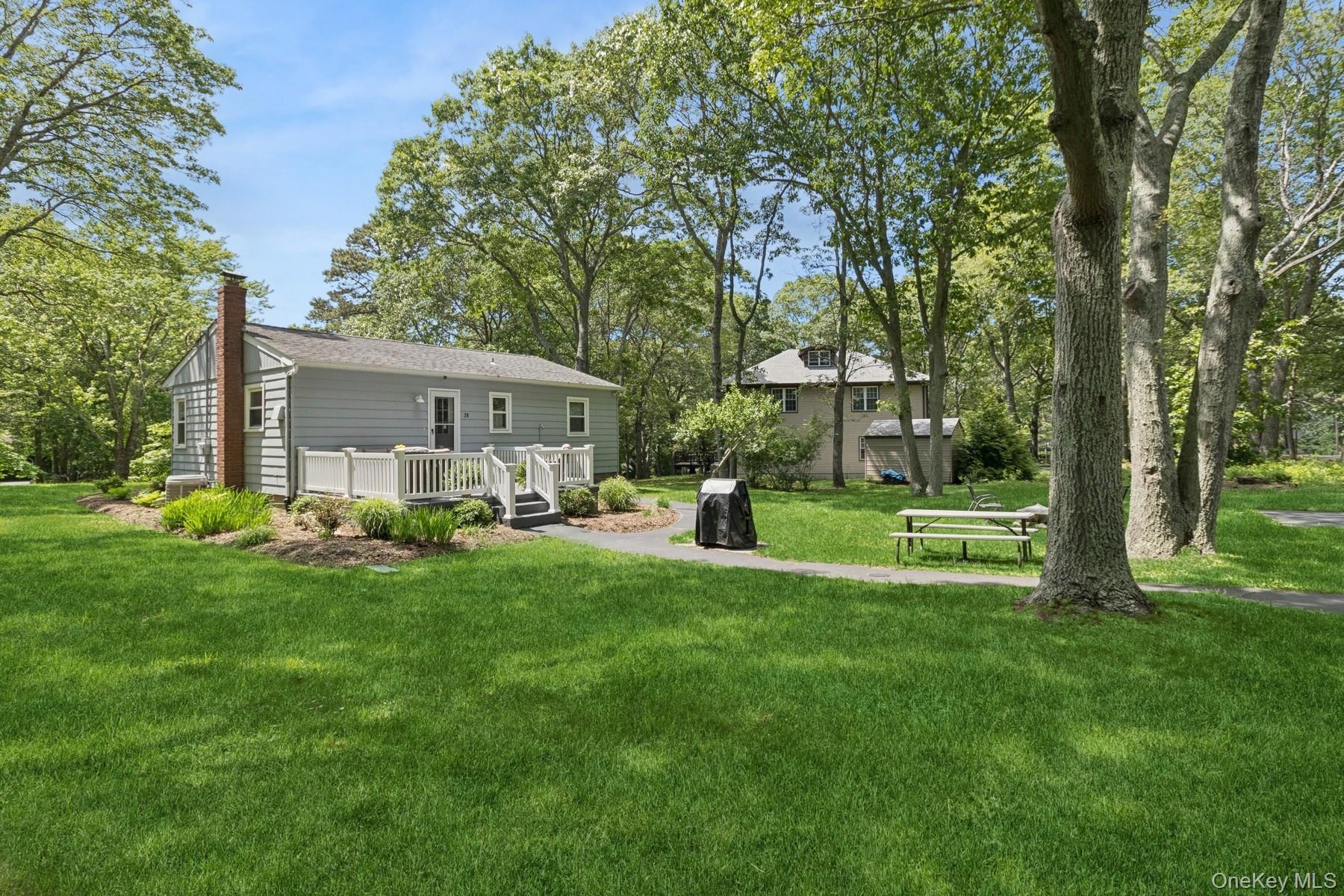 28 The Trail, Hampton Bays, NY 11946