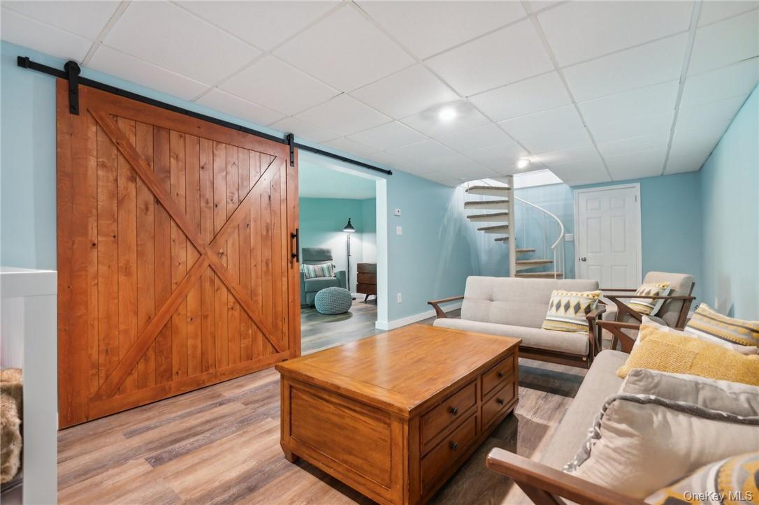 8 Oak Tree Drive, Cornwall, NY 12518