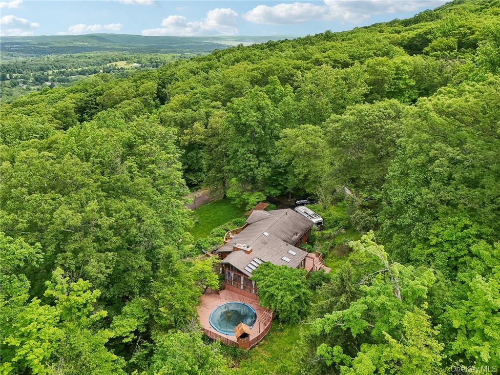 8 Oak Tree Drive, Cornwall, NY 12518