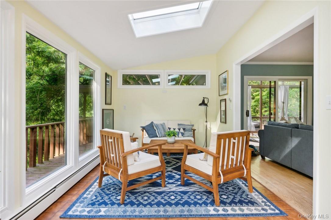 8 Oak Tree Drive, Cornwall, NY 12518