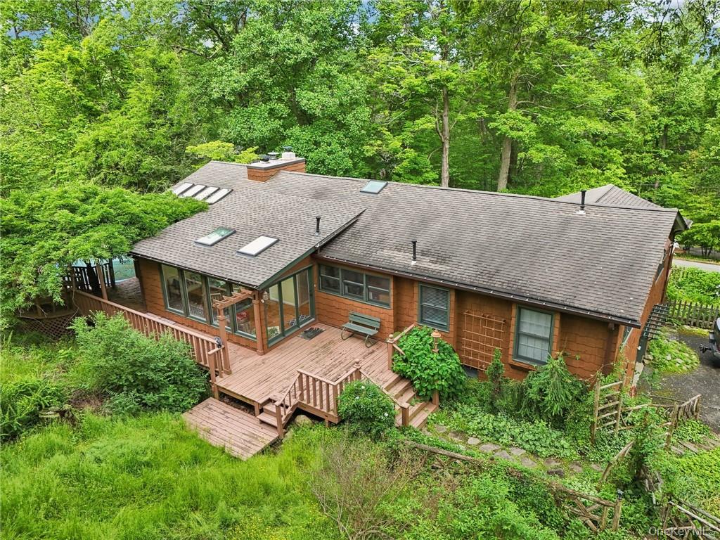 8 Oak Tree Drive, Cornwall, NY 12518