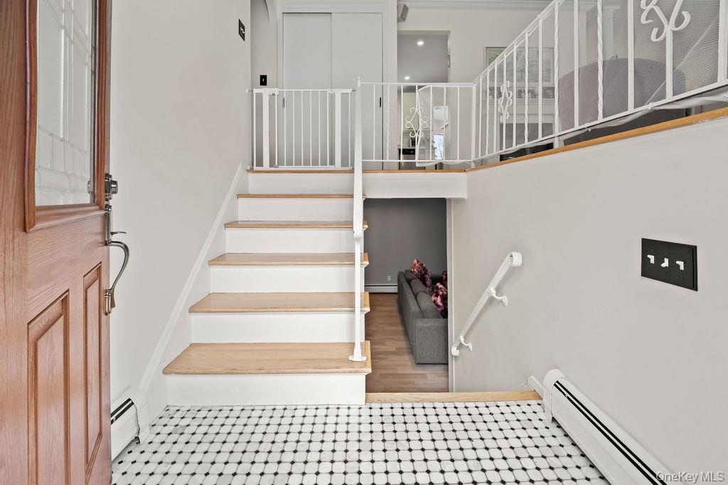 10 Cottage Lane, Suffern, NY 10901