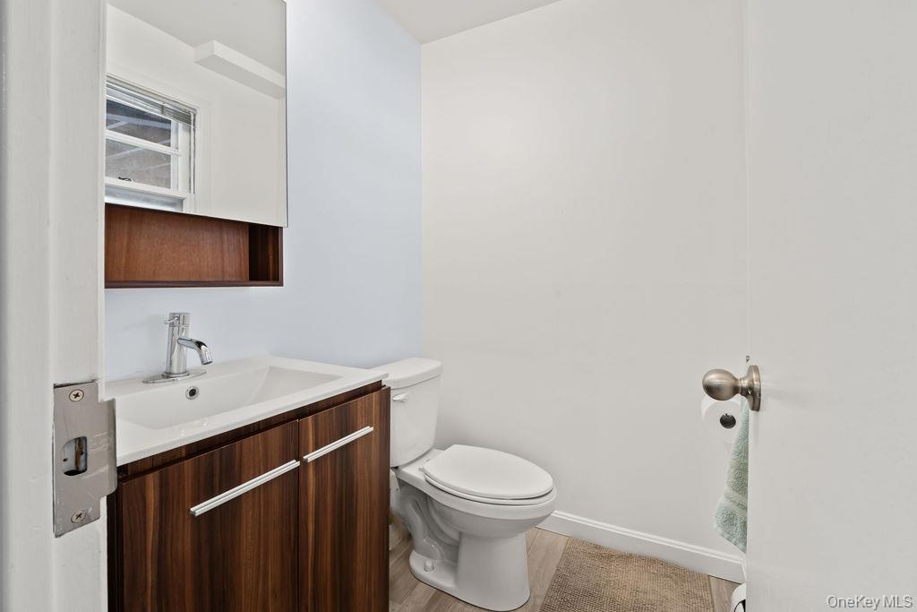 10 Cottage Lane, Suffern, NY 10901