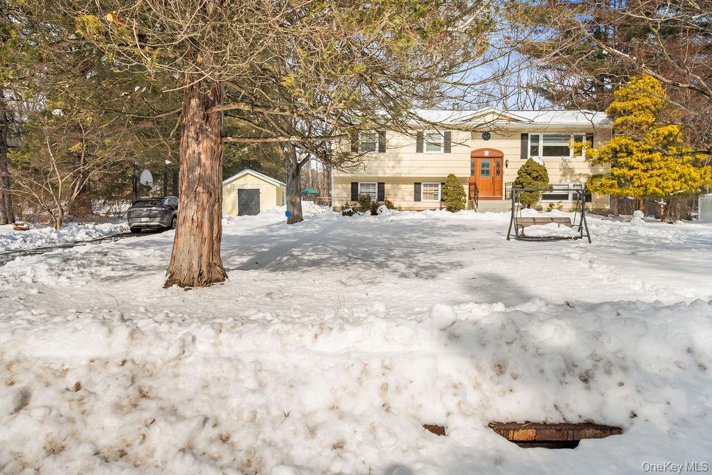 10 Cottage Lane, Suffern, NY 10901