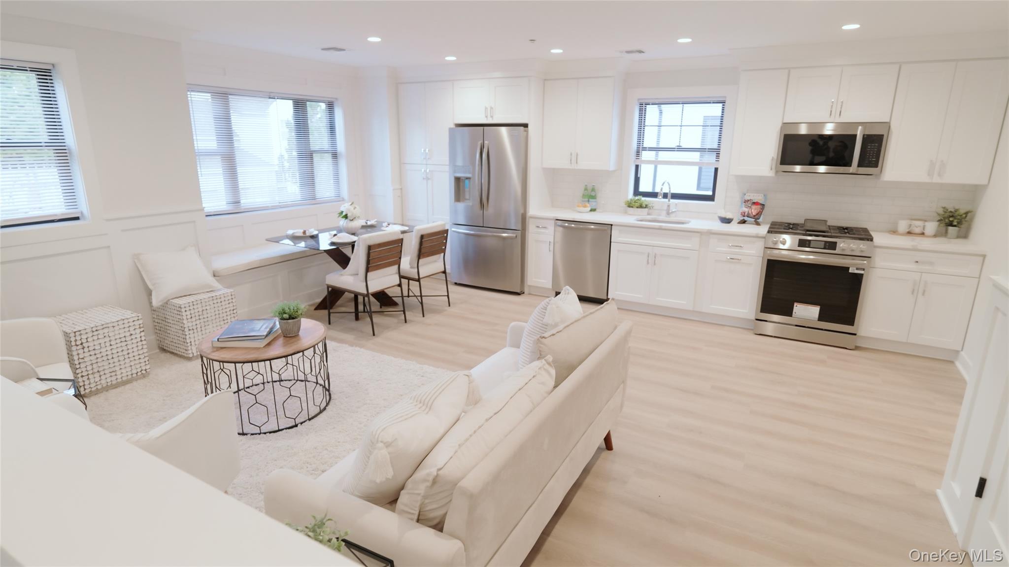 161 Union Avenue # 10, Lynbrook, NY 11563