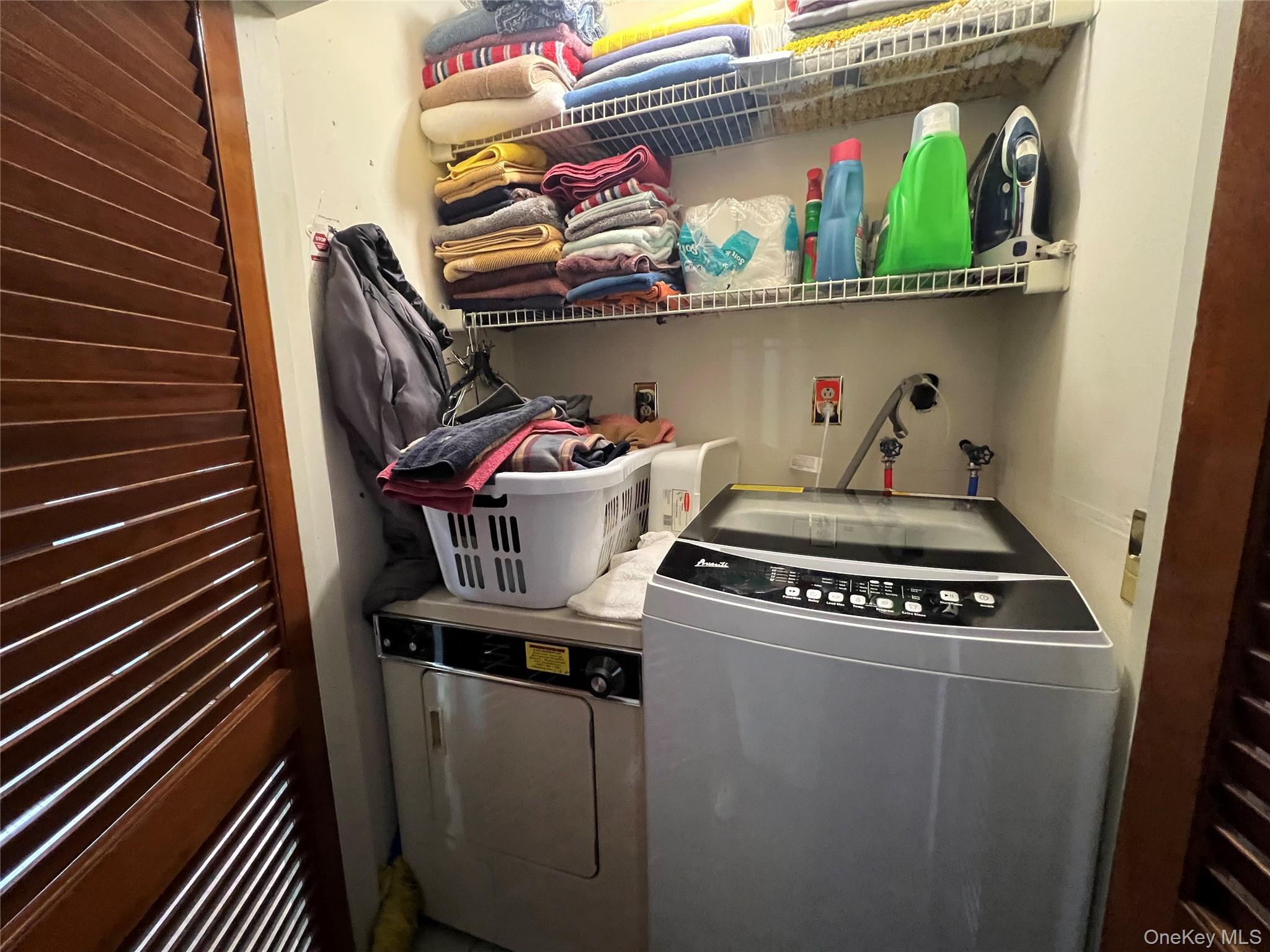 40 Chester Lane, Nanuet, NY 10954