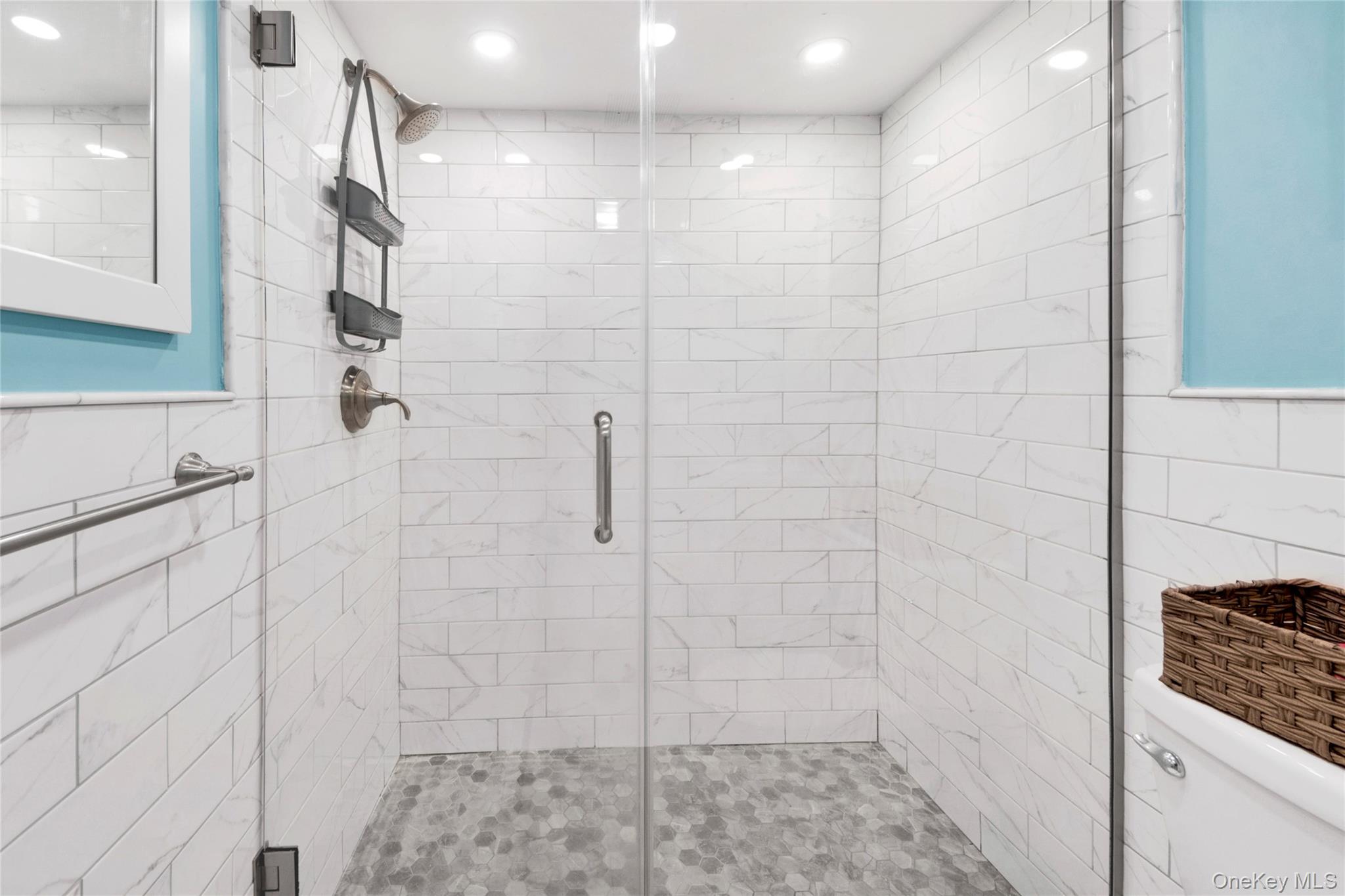 174 King Avenue, Yonkers, NY 10704