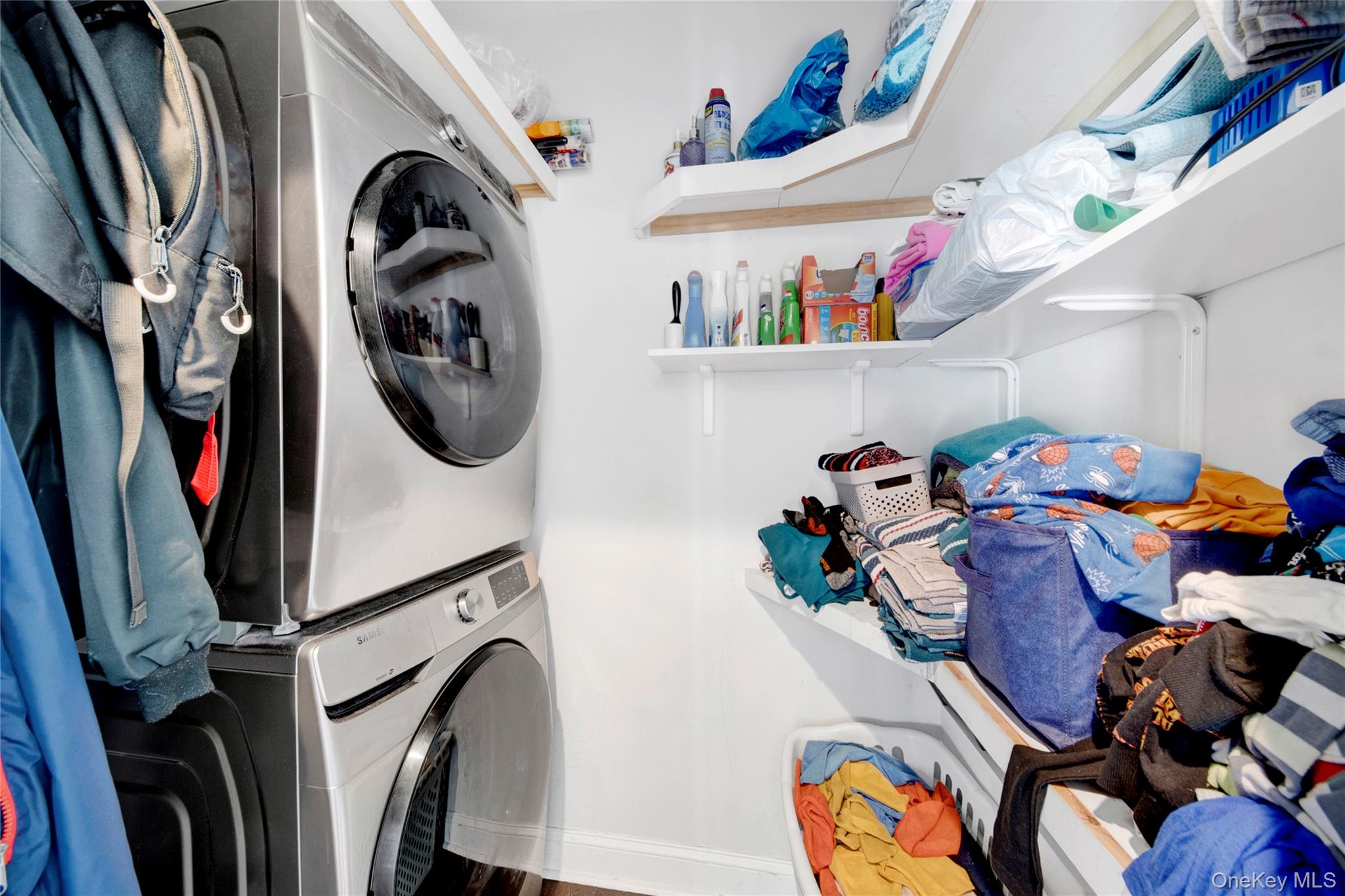 174 King Avenue, Yonkers, NY 10704