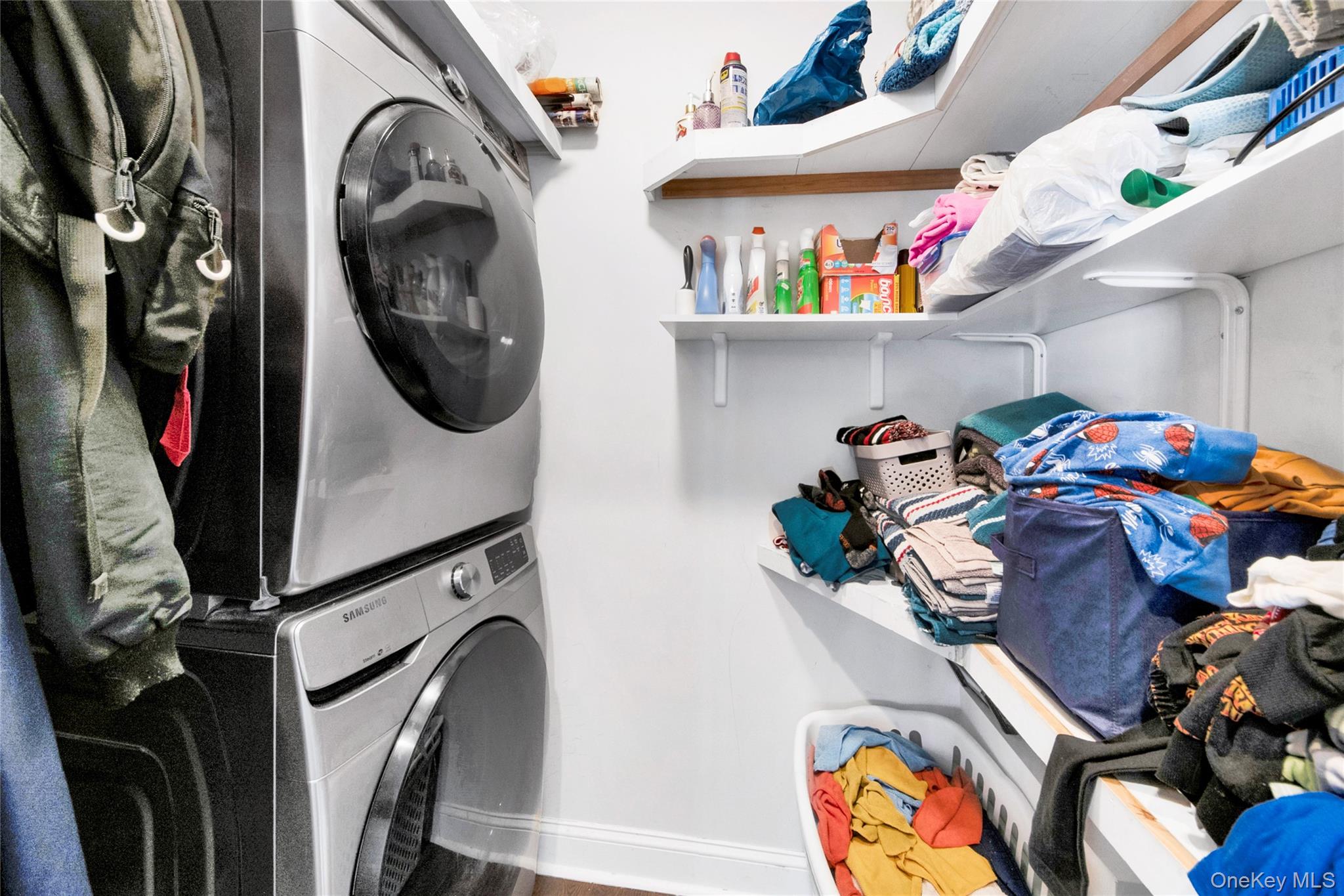 174 King Avenue, Yonkers, NY 10704