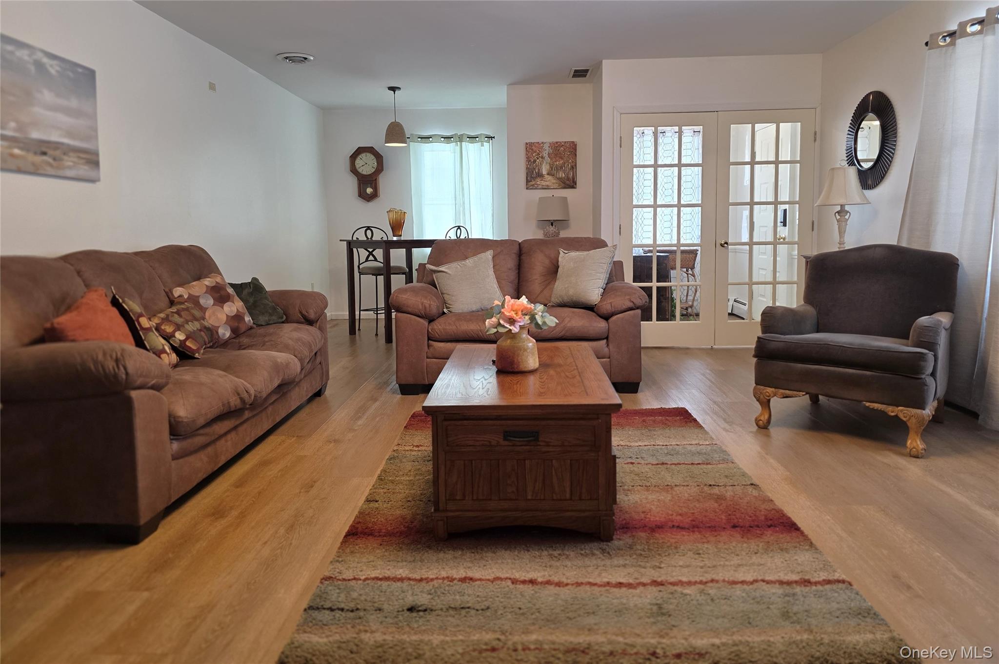 90 West Market # 1, Red Hook, NY 12571