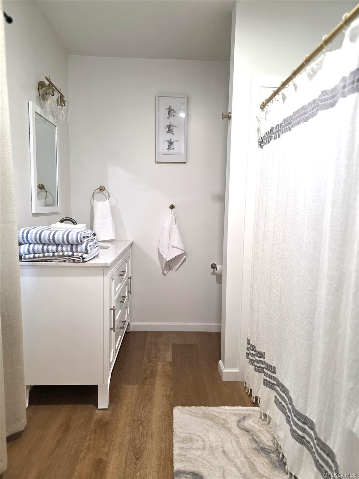 90 West Market # 1, Red Hook, NY 12571