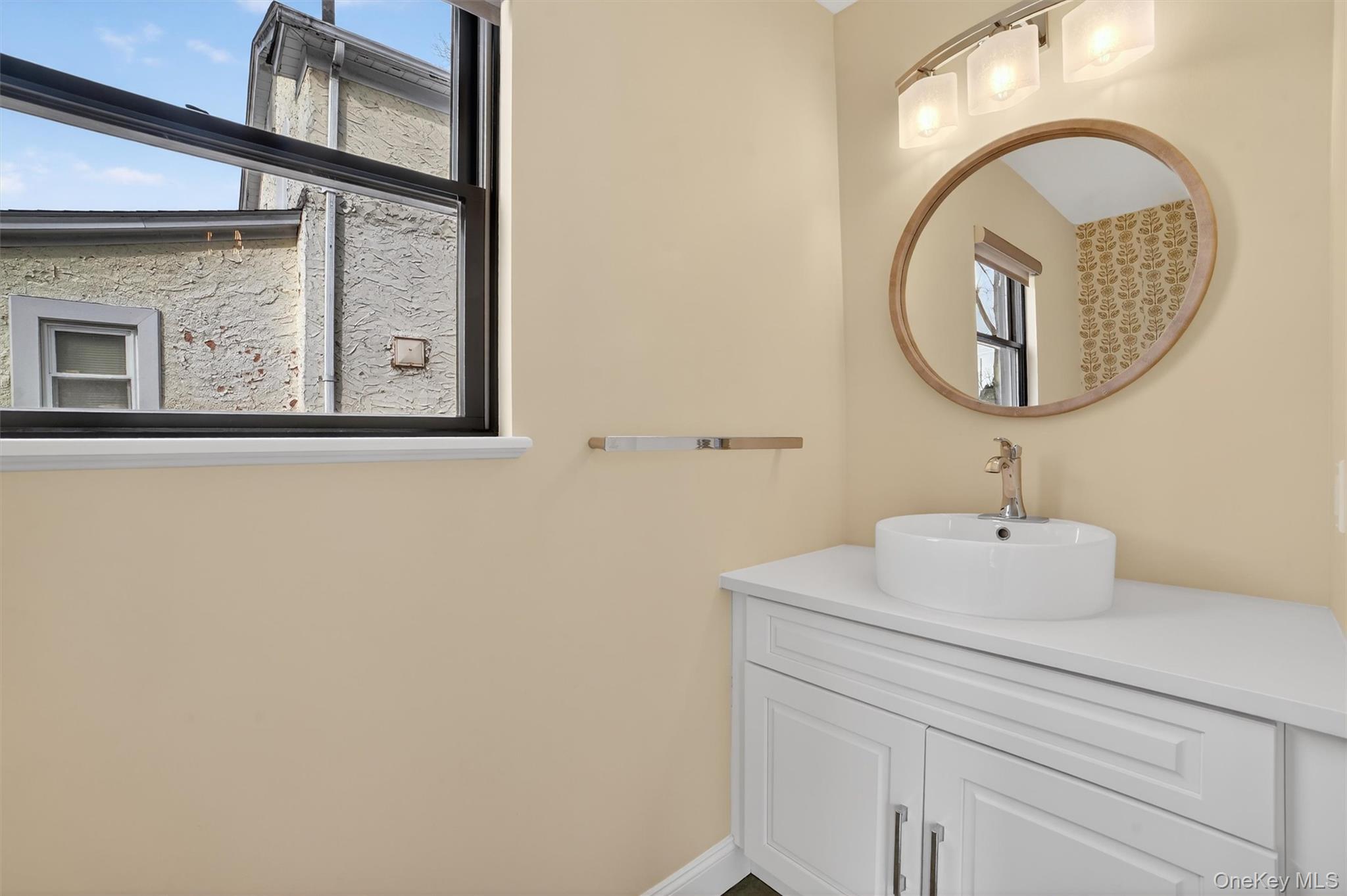 61 Storey Lane, Yonkers, NY 10710