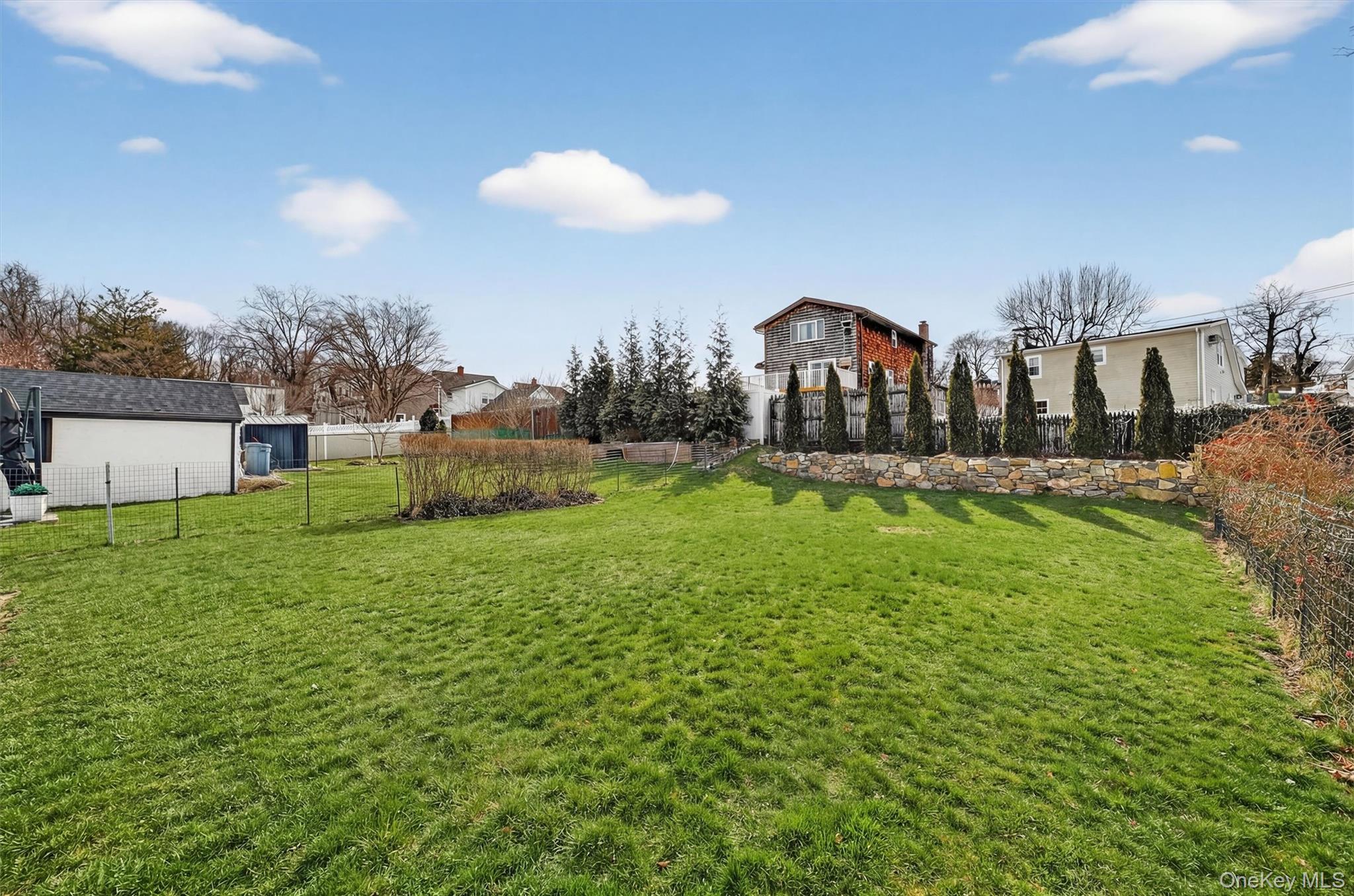 61 Storey Lane, Yonkers, NY 10710