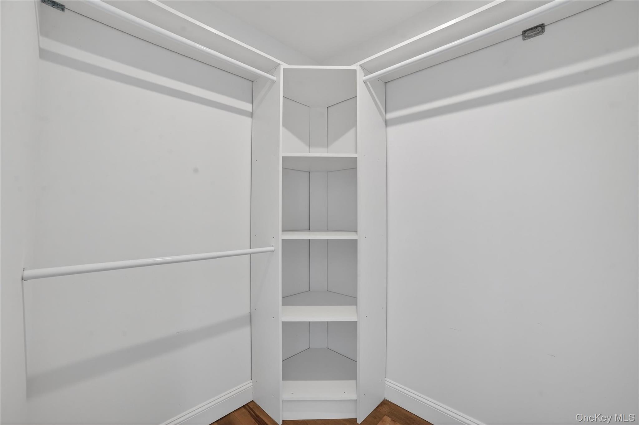 61 Storey Lane, Yonkers, NY 10710