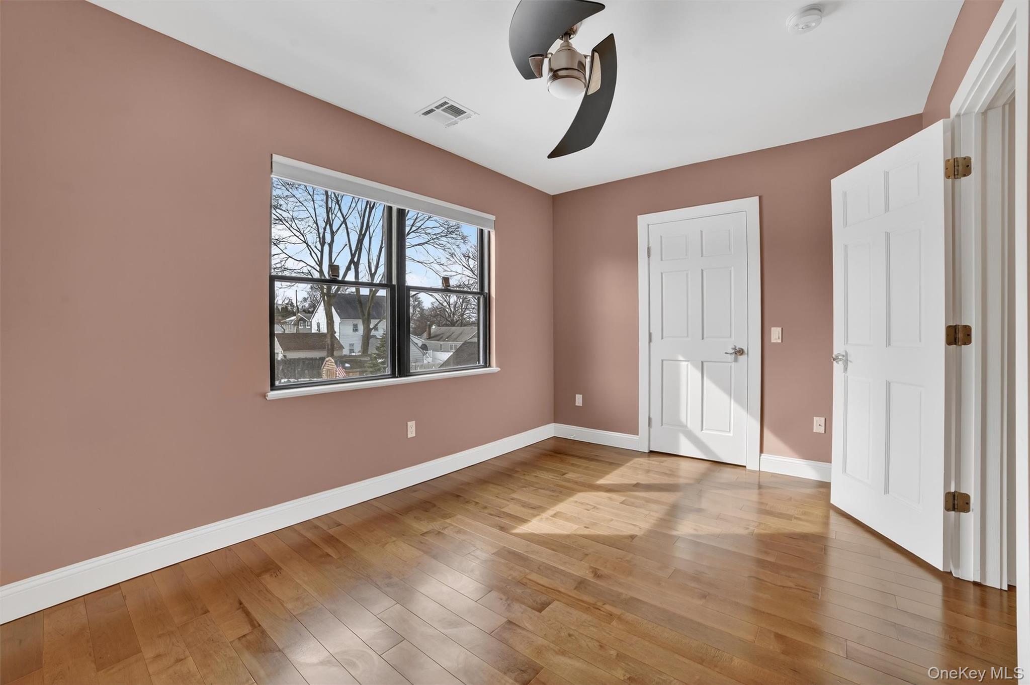 61 Storey Lane, Yonkers, NY 10710