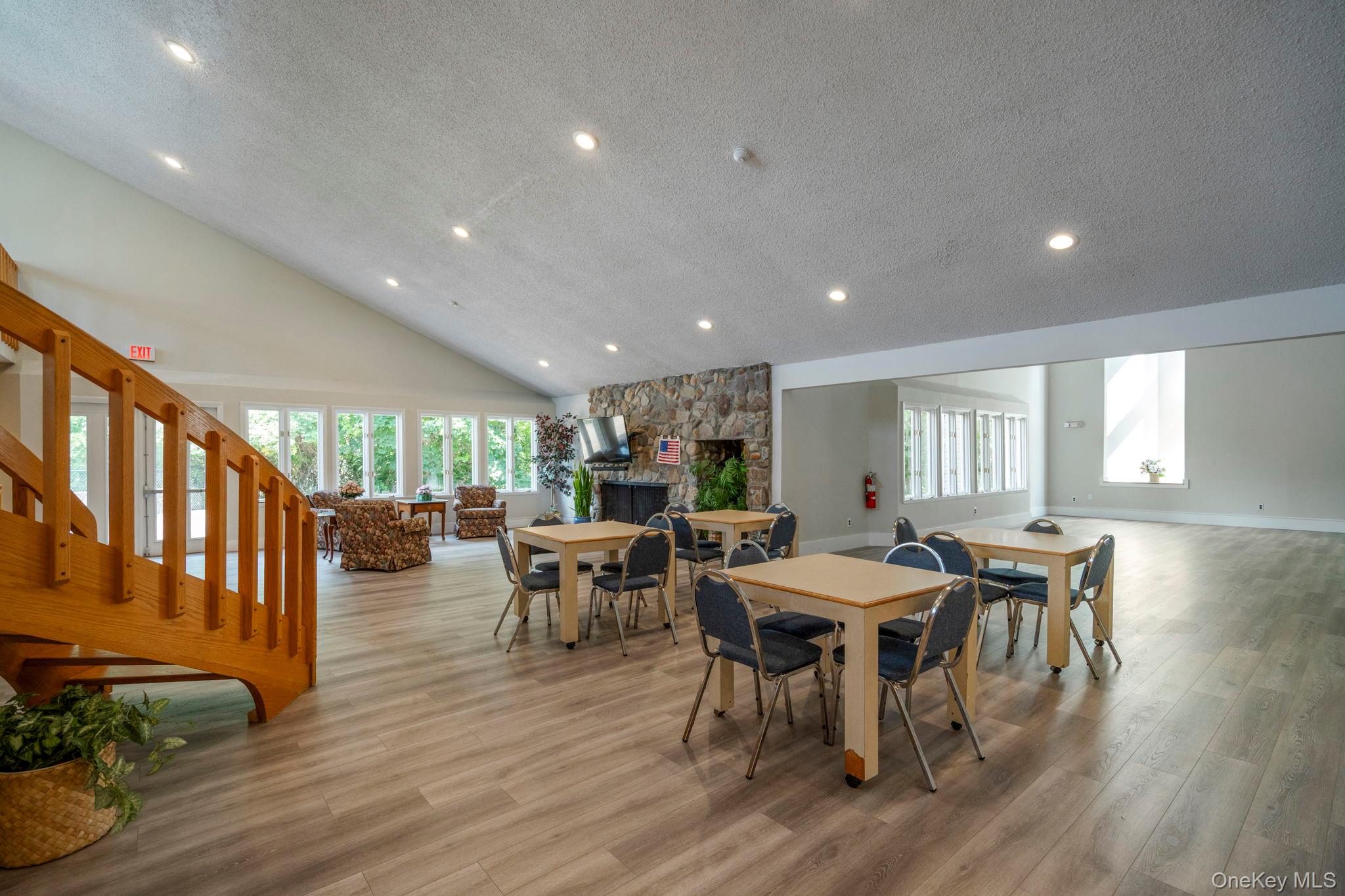 6 Doe Path, Coram, NY 11727