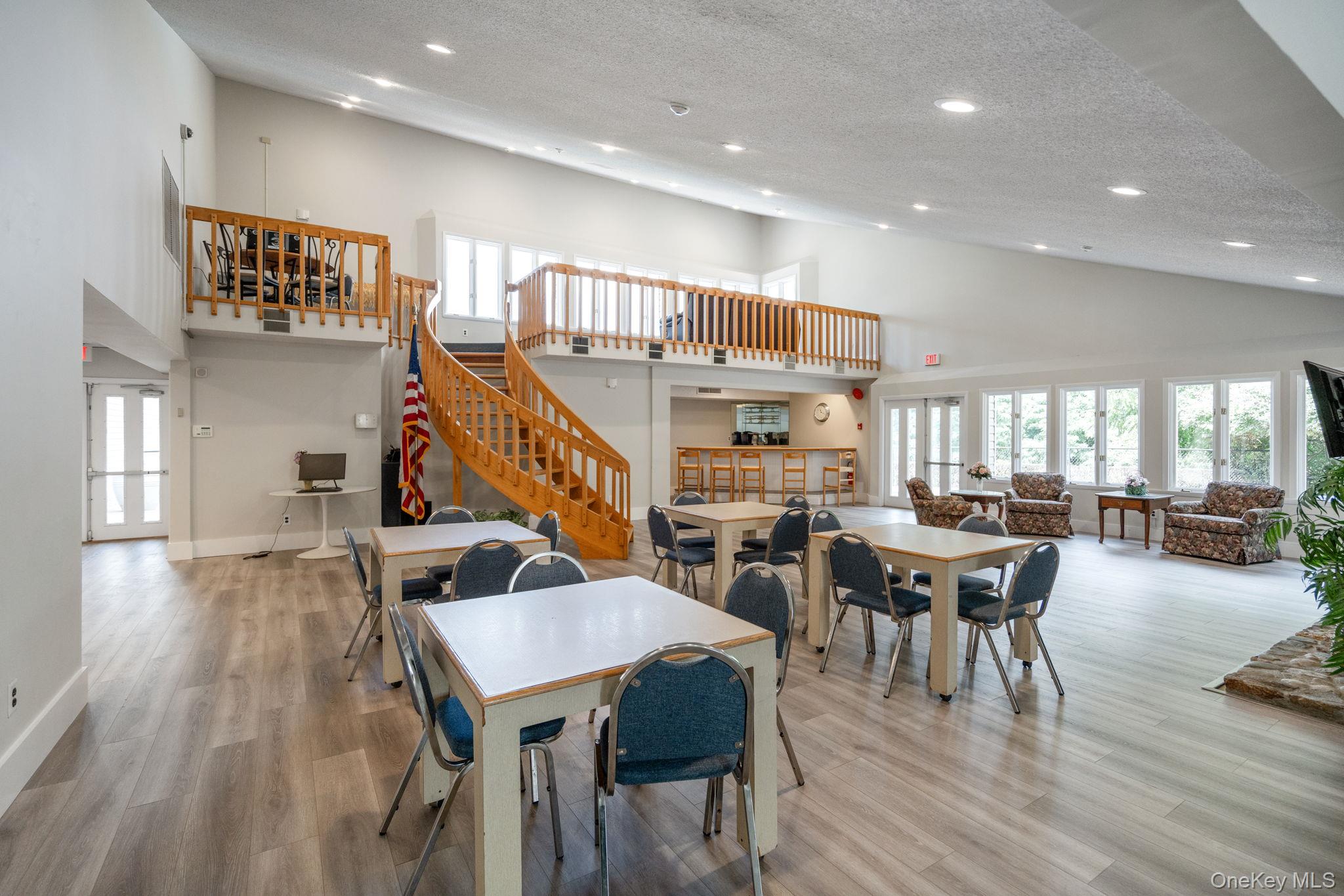 6 Doe Path, Coram, NY 11727